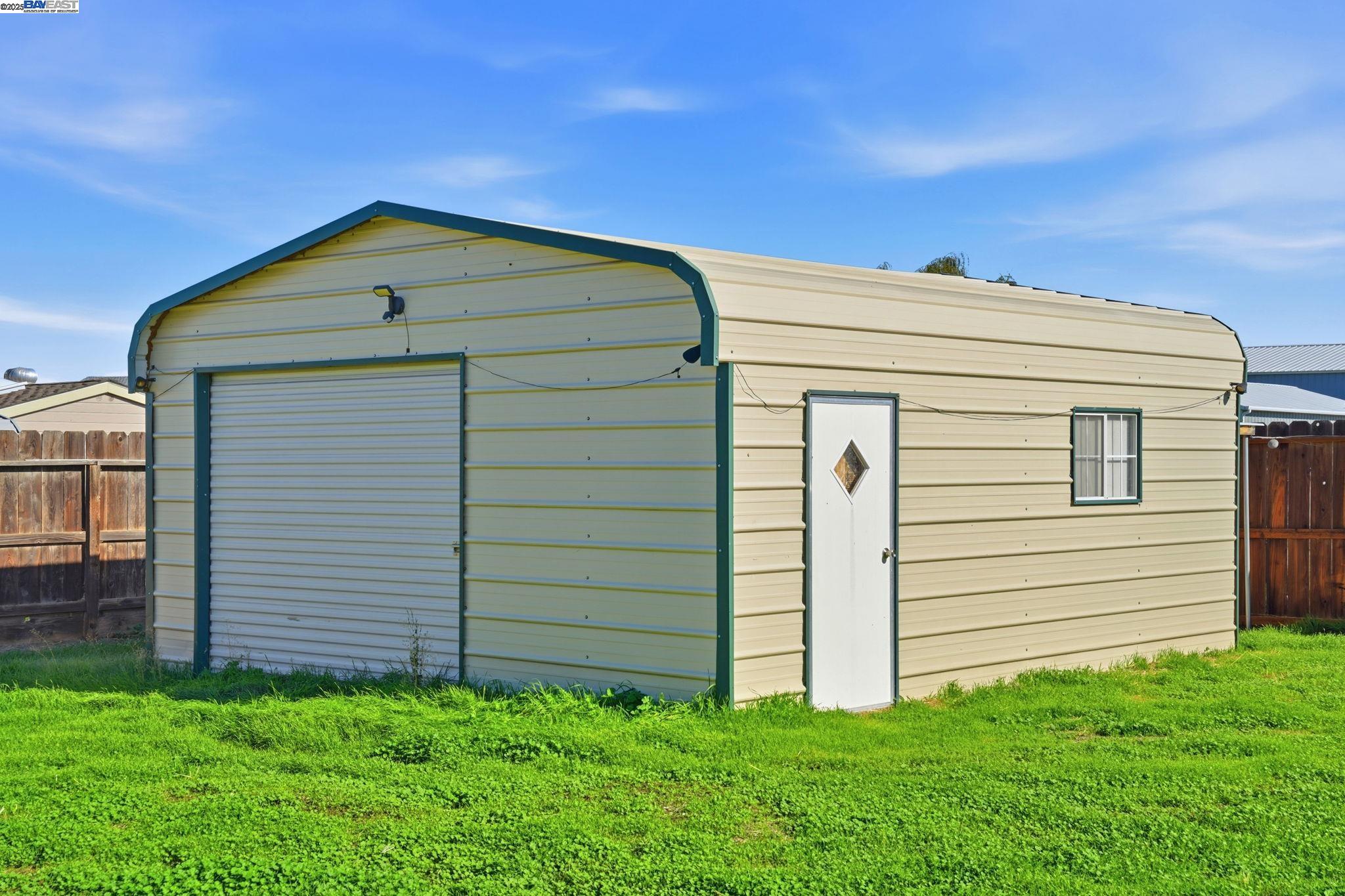 Detail Gallery Image 55 of 60 For 34724 Bernard Rd, Tracy,  CA 95377 - 4 Beds | 2/1 Baths