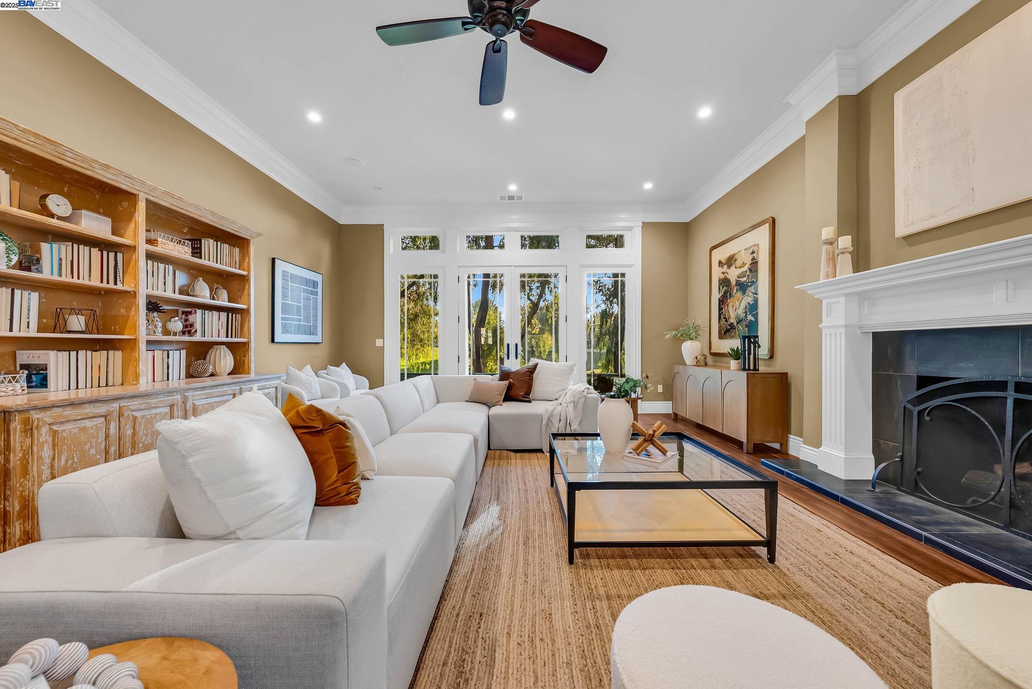 Detail Gallery Image 13 of 47 For 593 Saint George Rd, Danville,  CA 94526 - 2 Beds | 2 Baths