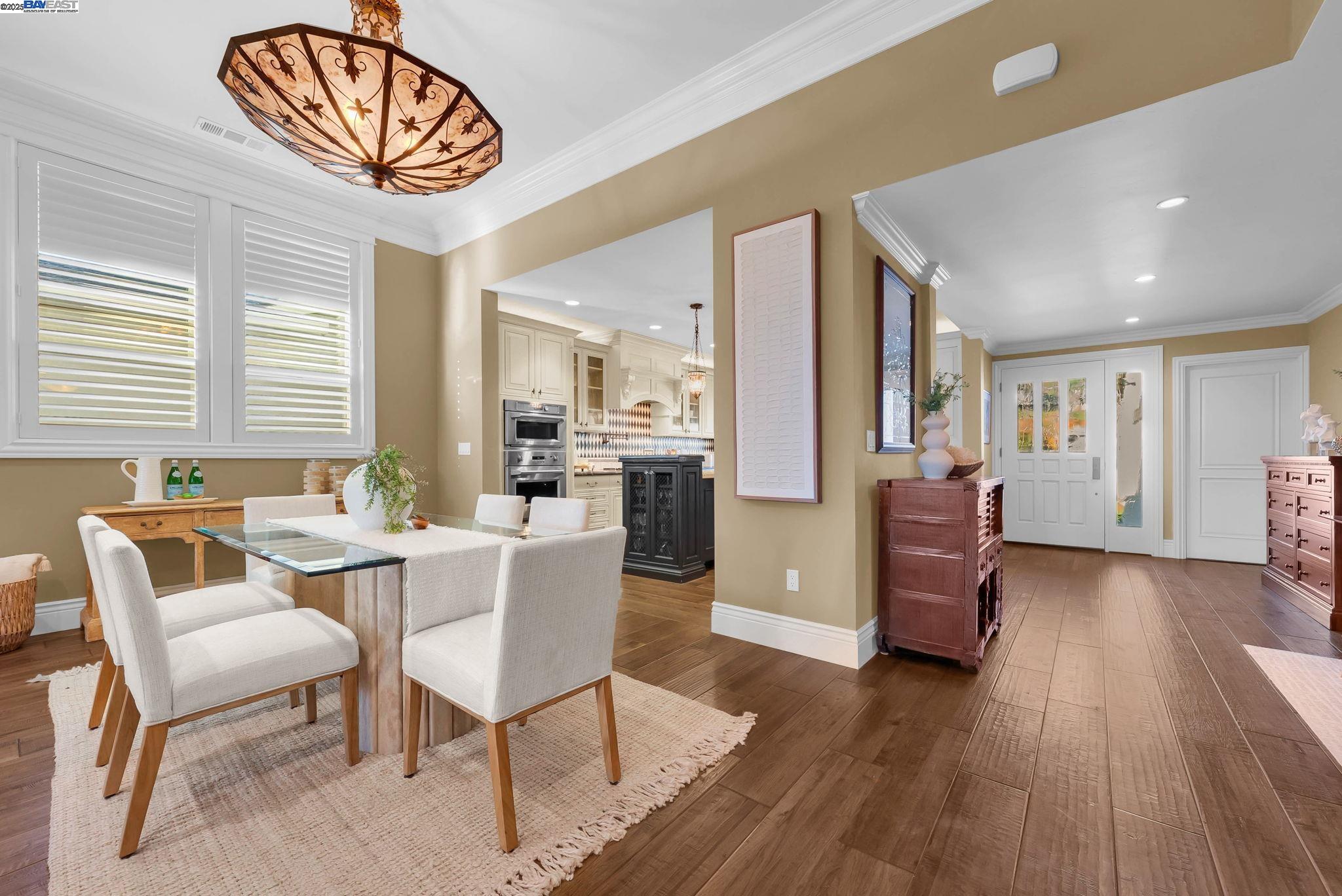 Detail Gallery Image 10 of 47 For 593 Saint George Rd, Danville,  CA 94526 - 2 Beds | 2 Baths