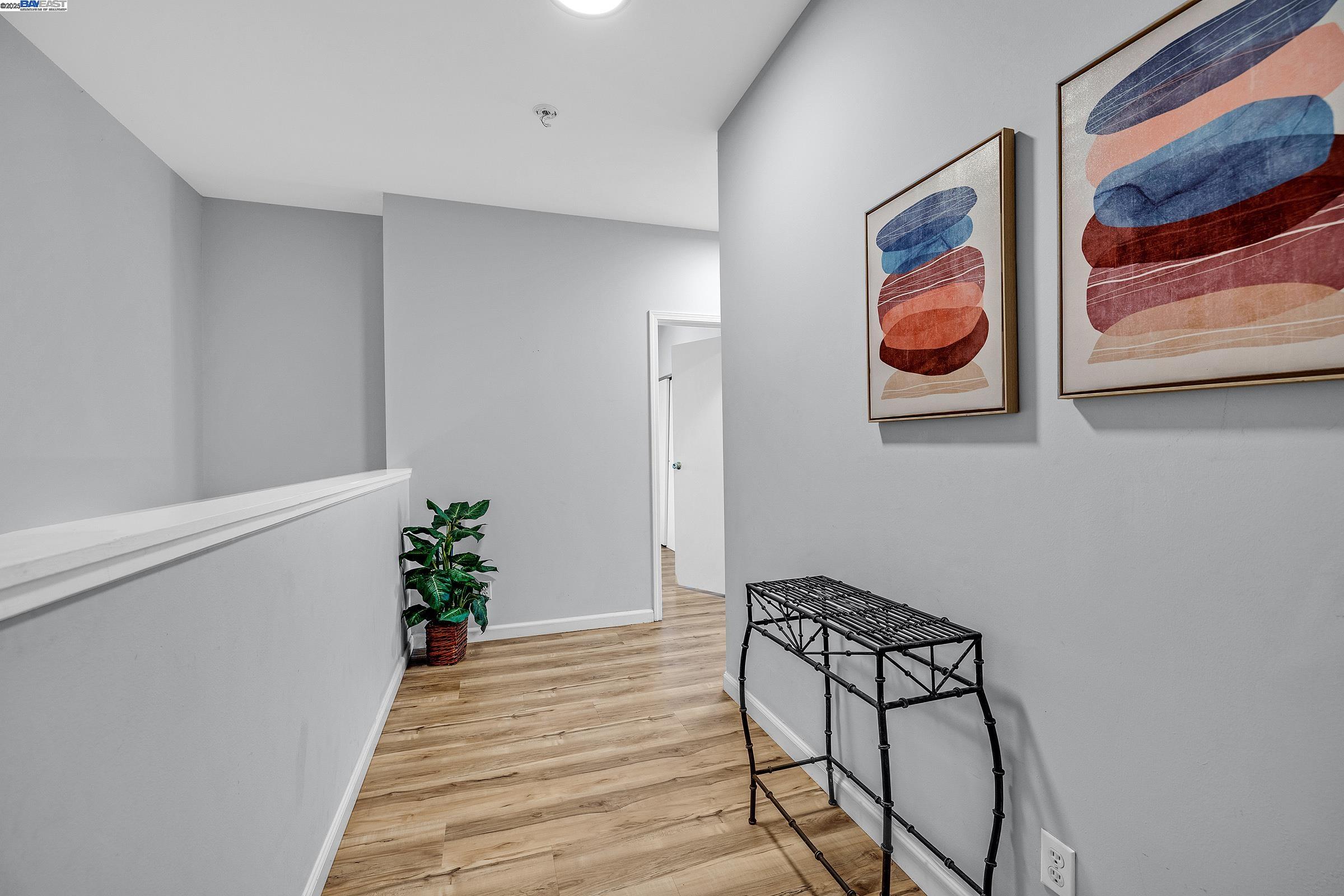 Detail Gallery Image 18 of 38 For 19464 Yuma St, Castro Valley,  CA 94546 - 5 Beds | 3/1 Baths