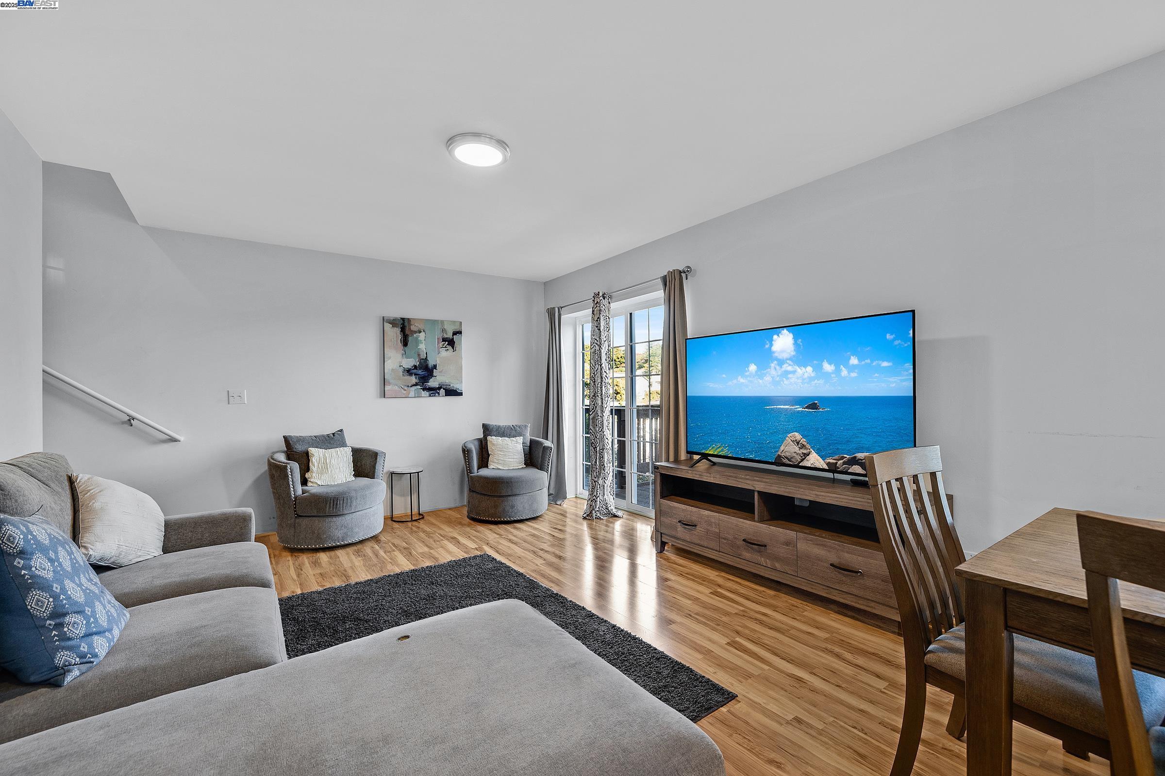 Detail Gallery Image 29 of 38 For 19464 Yuma St, Castro Valley,  CA 94546 - 5 Beds | 3/1 Baths