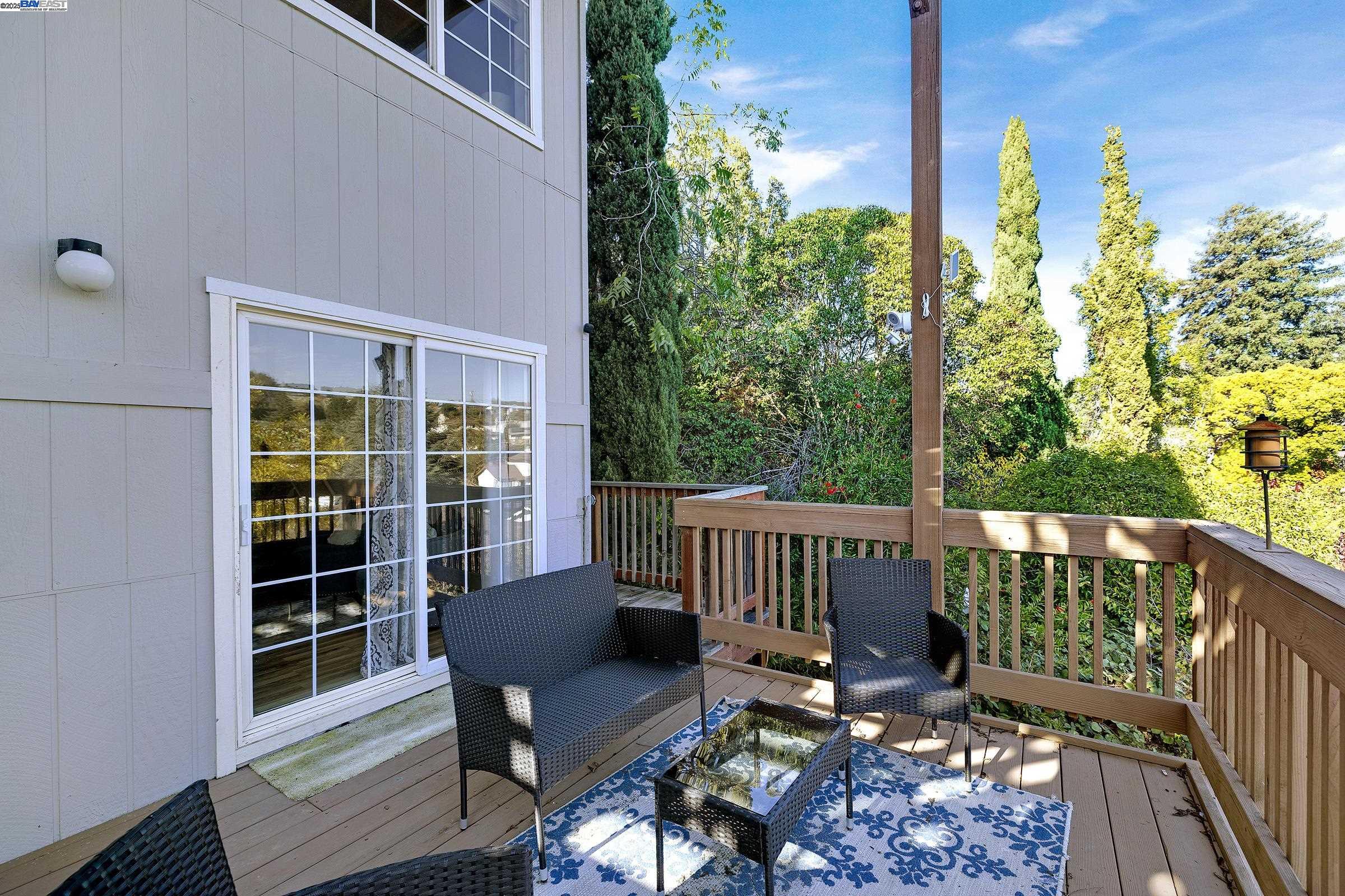 Detail Gallery Image 32 of 38 For 19464 Yuma St, Castro Valley,  CA 94546 - 5 Beds | 3/1 Baths