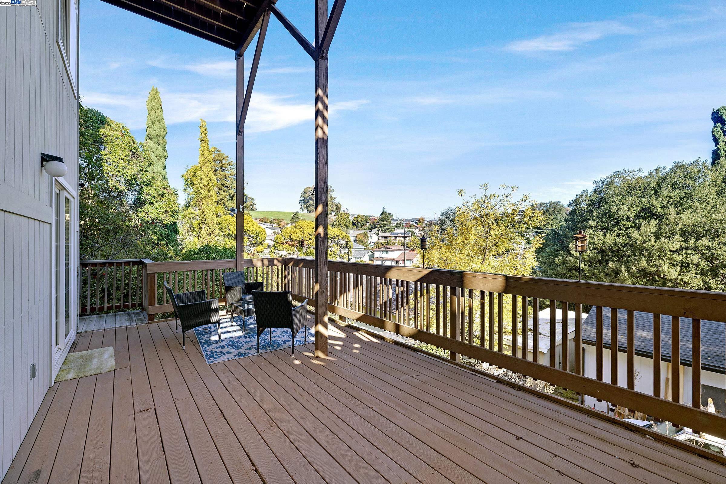 Detail Gallery Image 35 of 38 For 19464 Yuma St, Castro Valley,  CA 94546 - 5 Beds | 3/1 Baths