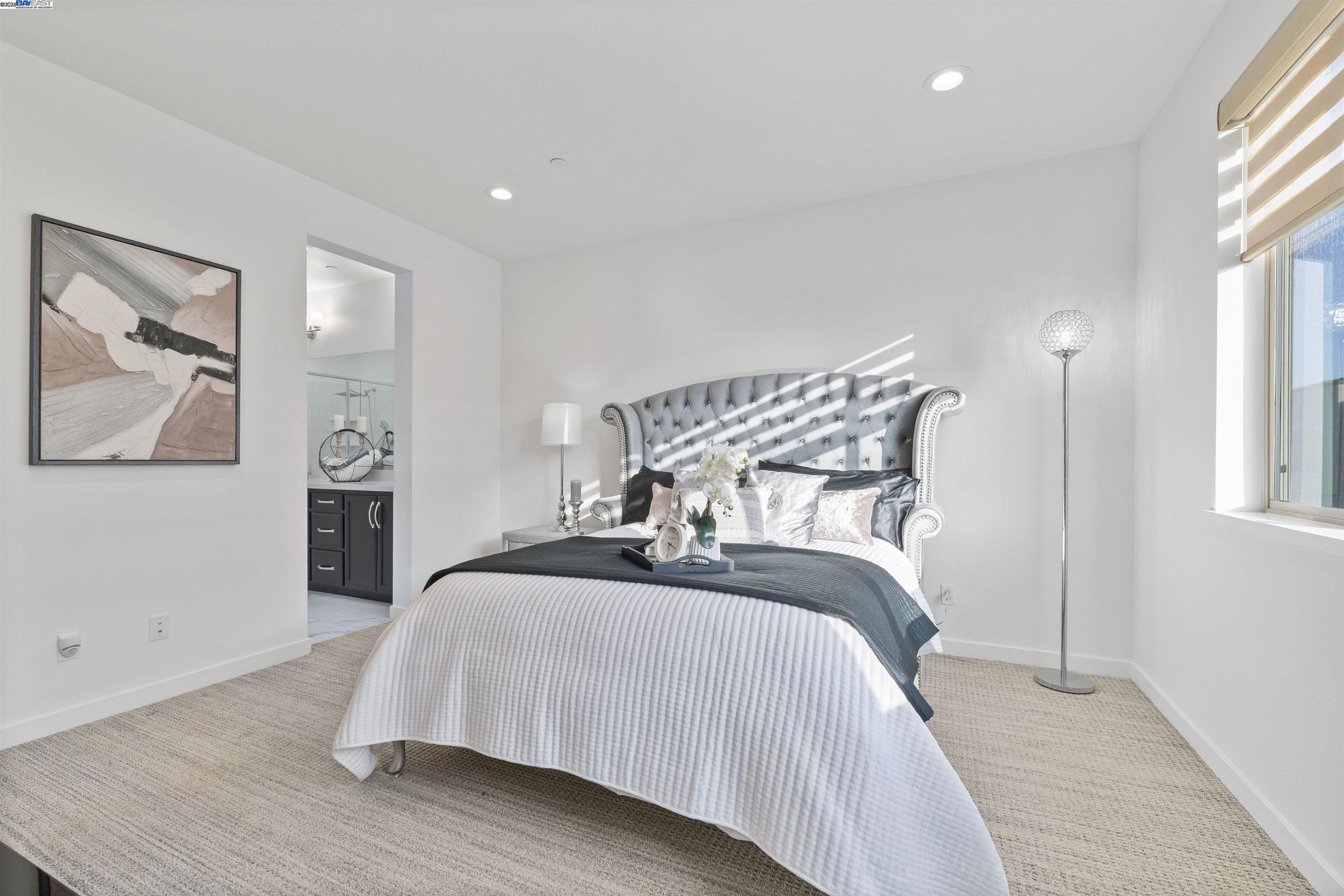 Photo #23: 41118561 Listing: Photo #23