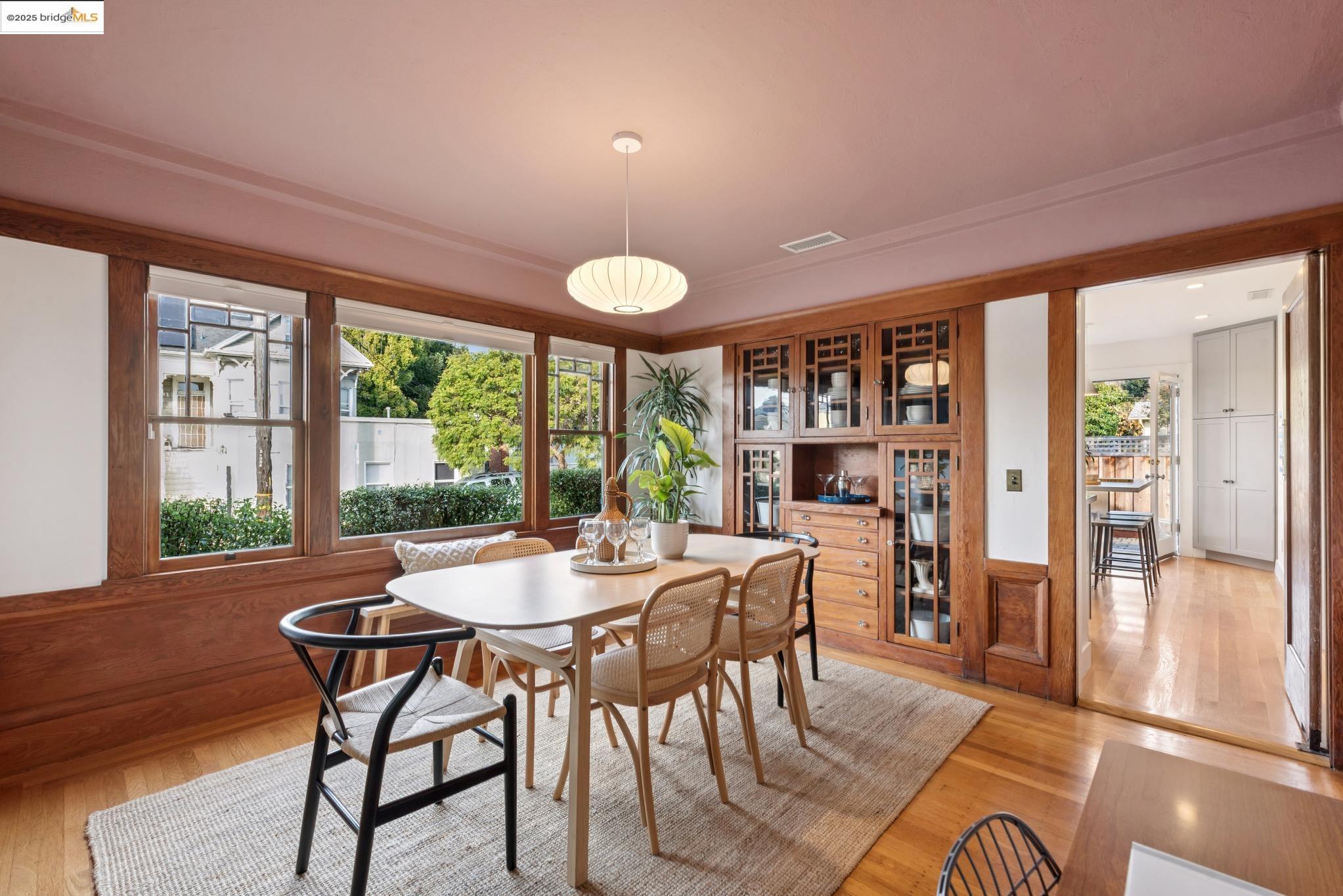 Detail Gallery Image 14 of 46 For 2201 Mcgee Ave, Berkeley,  CA 94703 - 2 Beds | 1 Baths