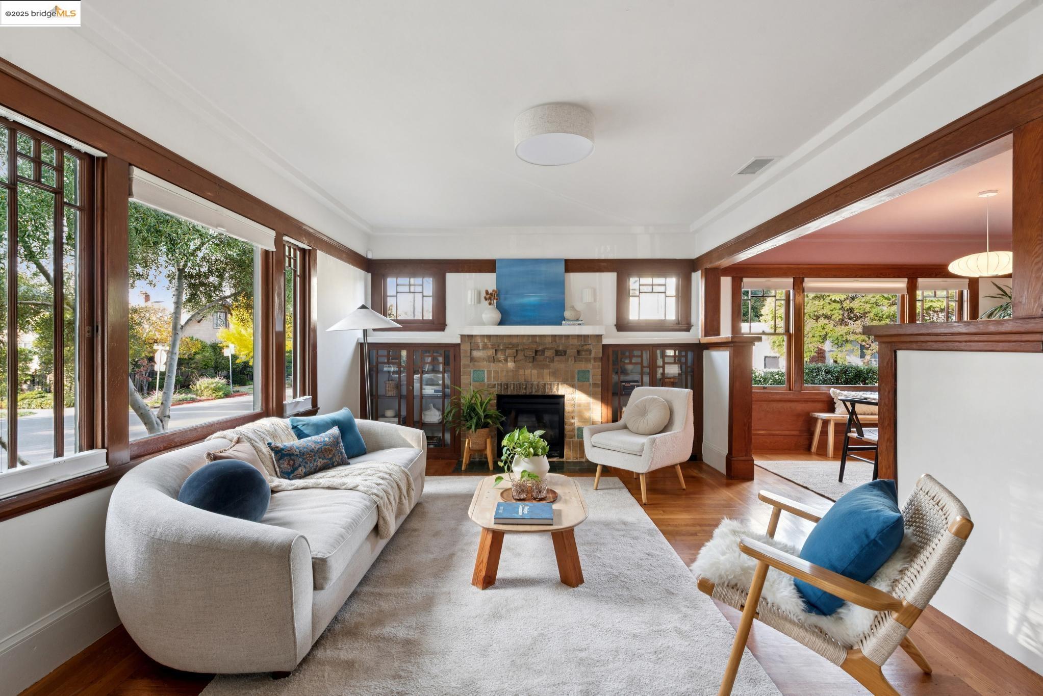 Detail Gallery Image 8 of 46 For 2201 Mcgee Ave, Berkeley,  CA 94703 - 2 Beds | 1 Baths