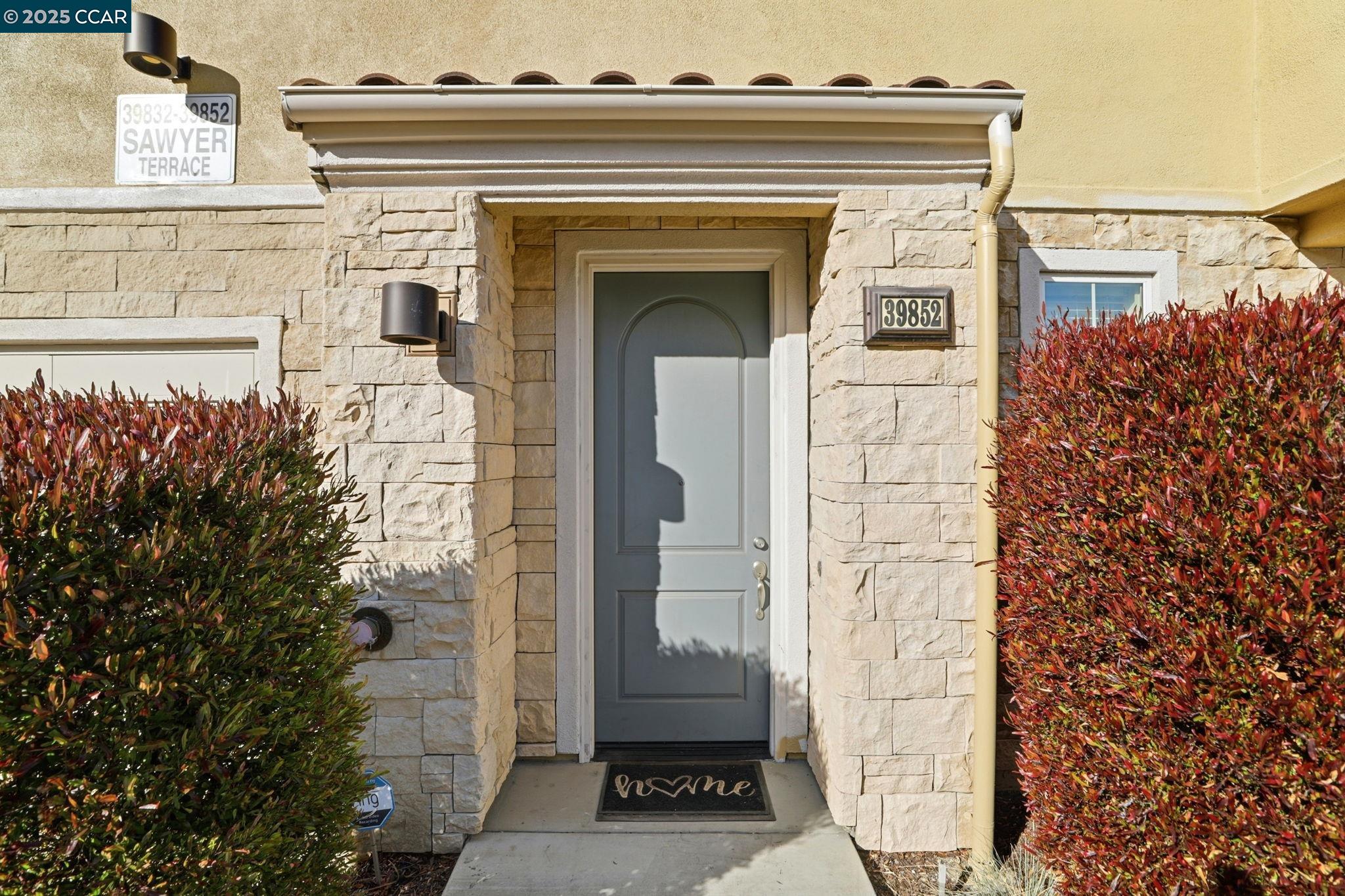 Detail Gallery Image 2 of 51 For 39852 Sawyer Ter, Newark,  CA 94560 - 3 Beds | 3/1 Baths