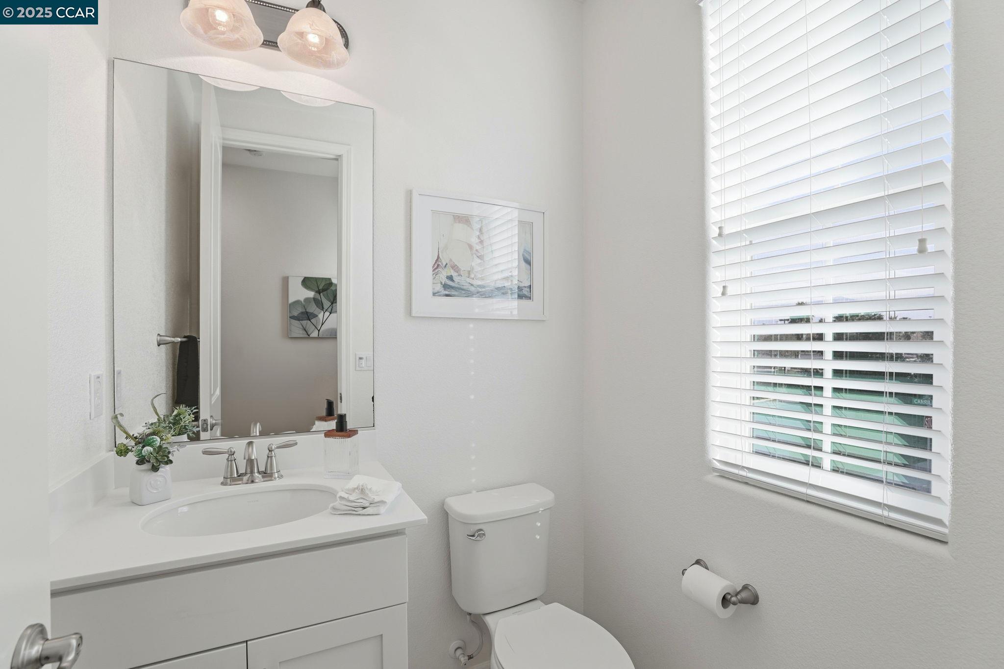 Detail Gallery Image 24 of 51 For 39852 Sawyer Ter, Newark,  CA 94560 - 3 Beds | 3/1 Baths