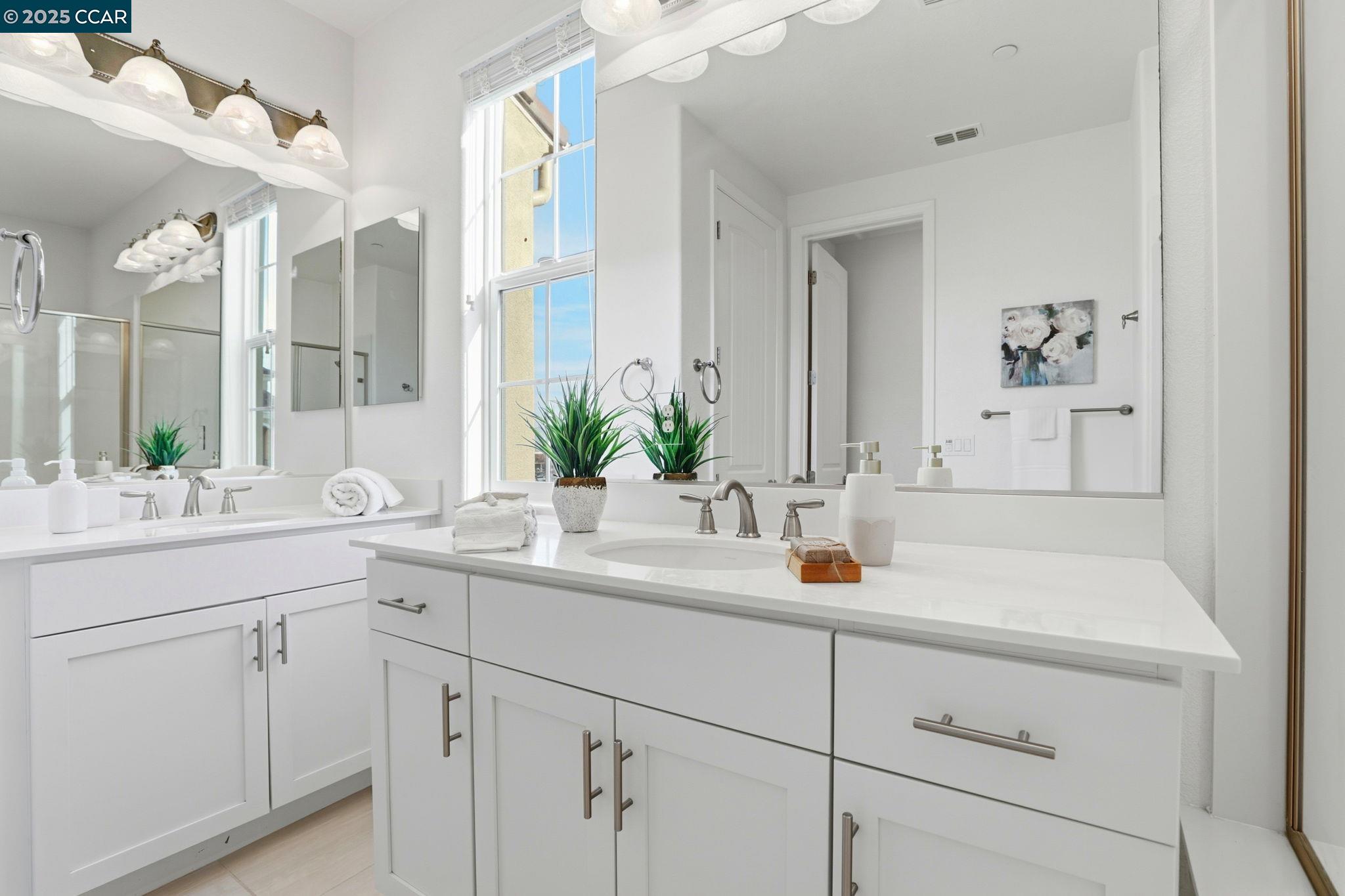 Detail Gallery Image 27 of 51 For 39852 Sawyer Ter, Newark,  CA 94560 - 3 Beds | 3/1 Baths