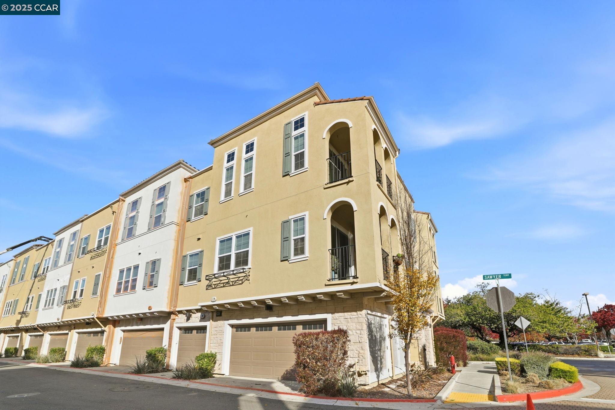 Detail Gallery Image 39 of 51 For 39852 Sawyer Ter, Newark,  CA 94560 - 3 Beds | 3/1 Baths