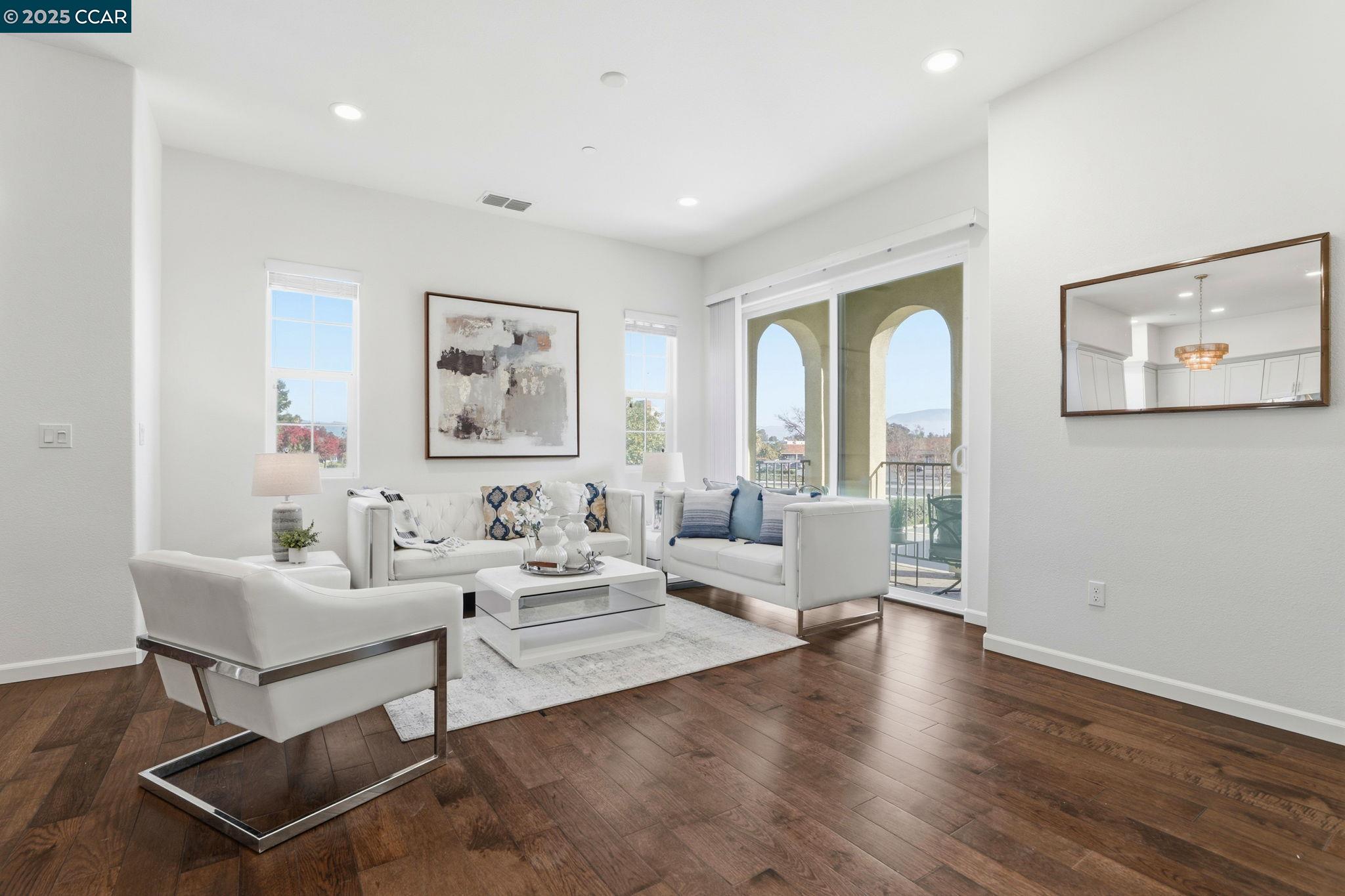 Detail Gallery Image 5 of 51 For 39852 Sawyer Ter, Newark,  CA 94560 - 3 Beds | 3/1 Baths