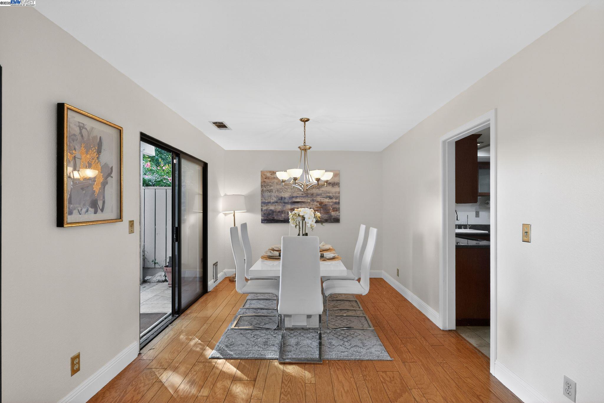 Photo #14: 41118566 Listing: Photo #14