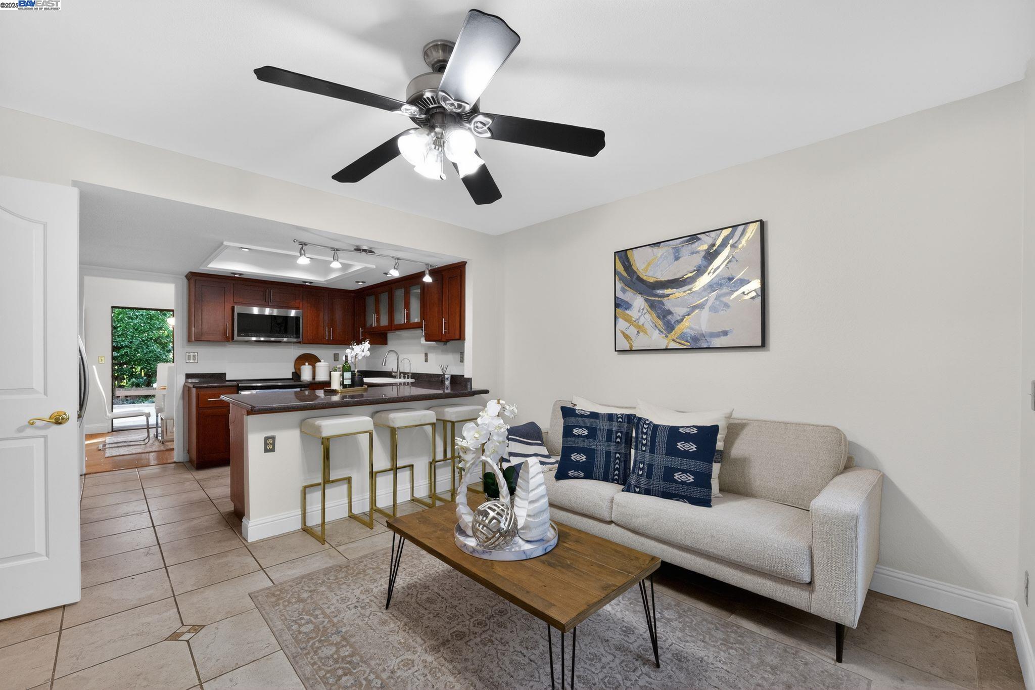 Photo #6: 41118566 Listing: Photo #6