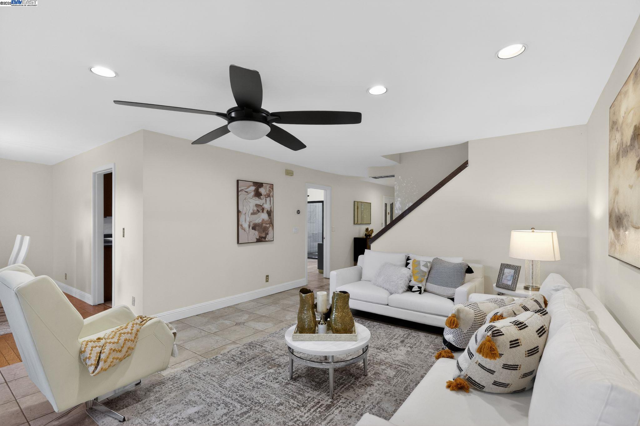 Photo #8: 41118566 Listing: Photo #8