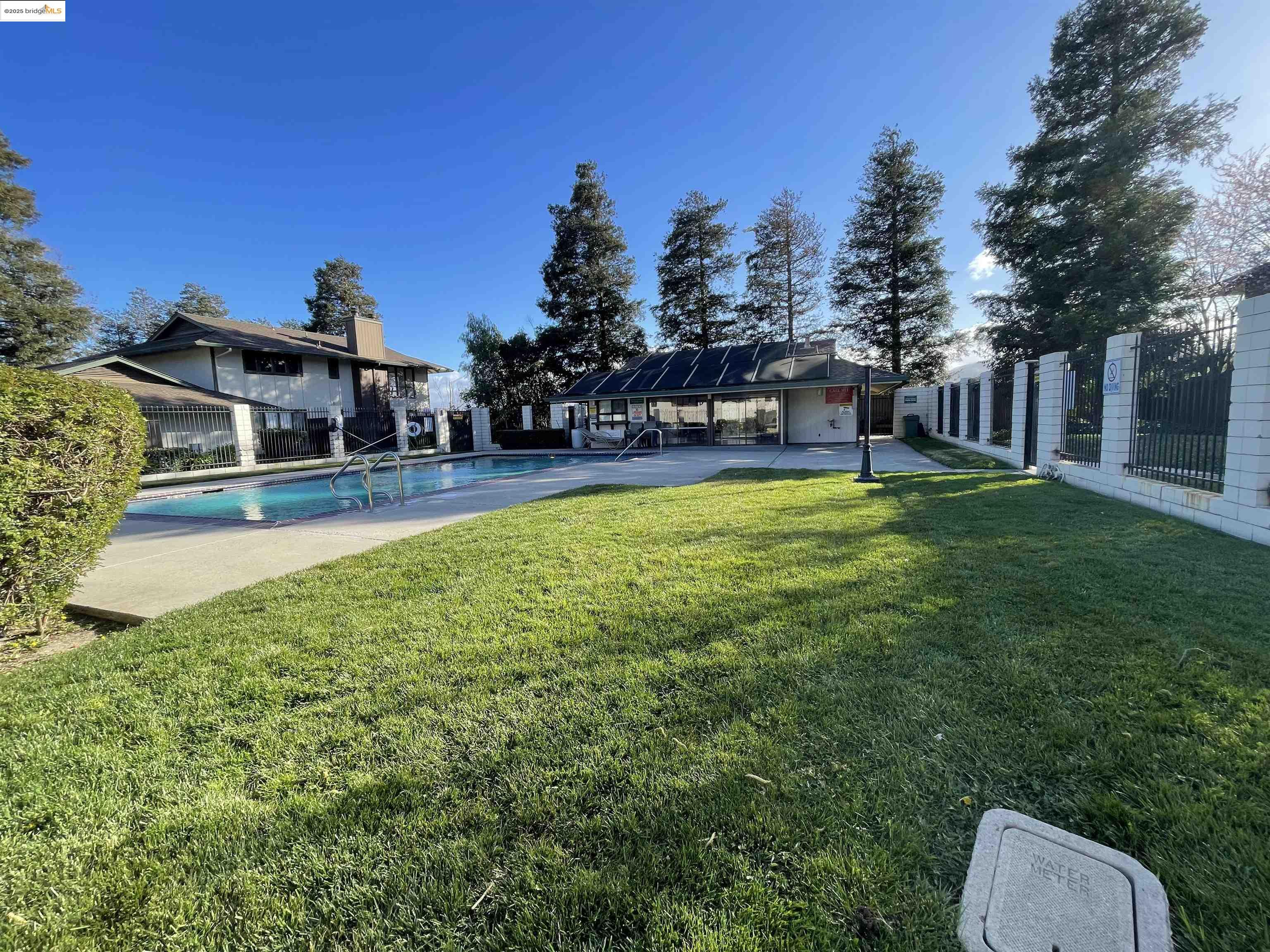 Detail Gallery Image 10 of 11 For 2416 Shadow Ln #74,  Antioch,  CA 94509 - 1 Beds | 1 Baths