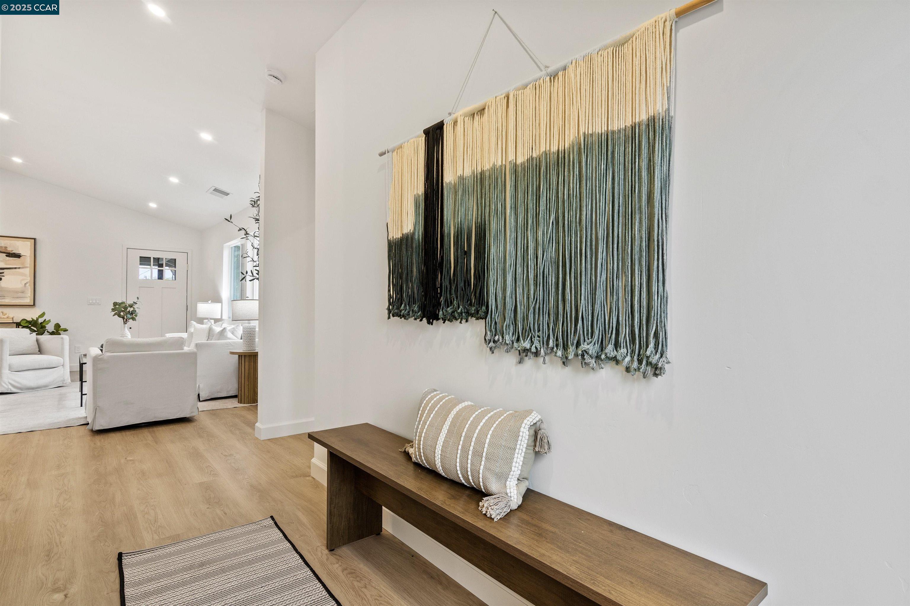 Detail Gallery Image 27 of 37 For 330 Warren Way, Pittsburg,  CA 94565 - 3 Beds | 2 Baths