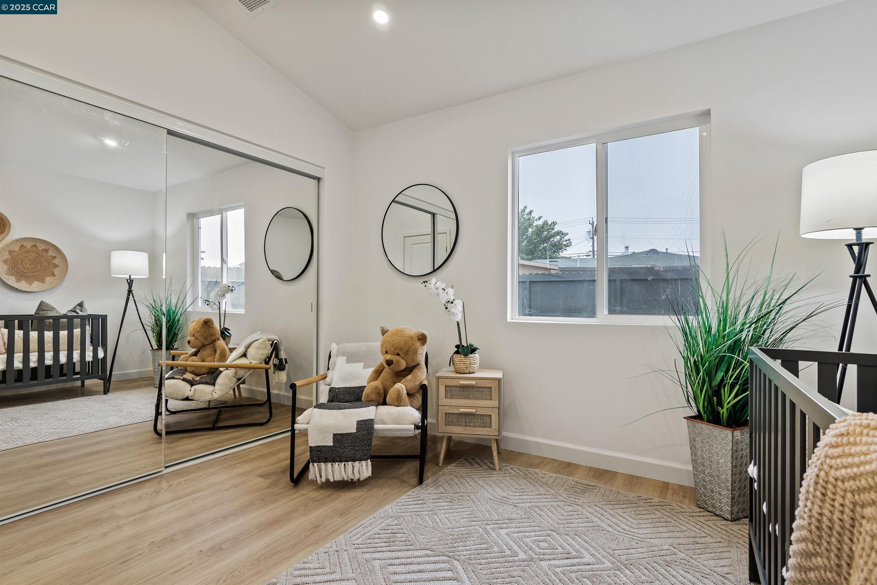 Detail Gallery Image 32 of 37 For 330 Warren Way, Pittsburg,  CA 94565 - 3 Beds | 2 Baths