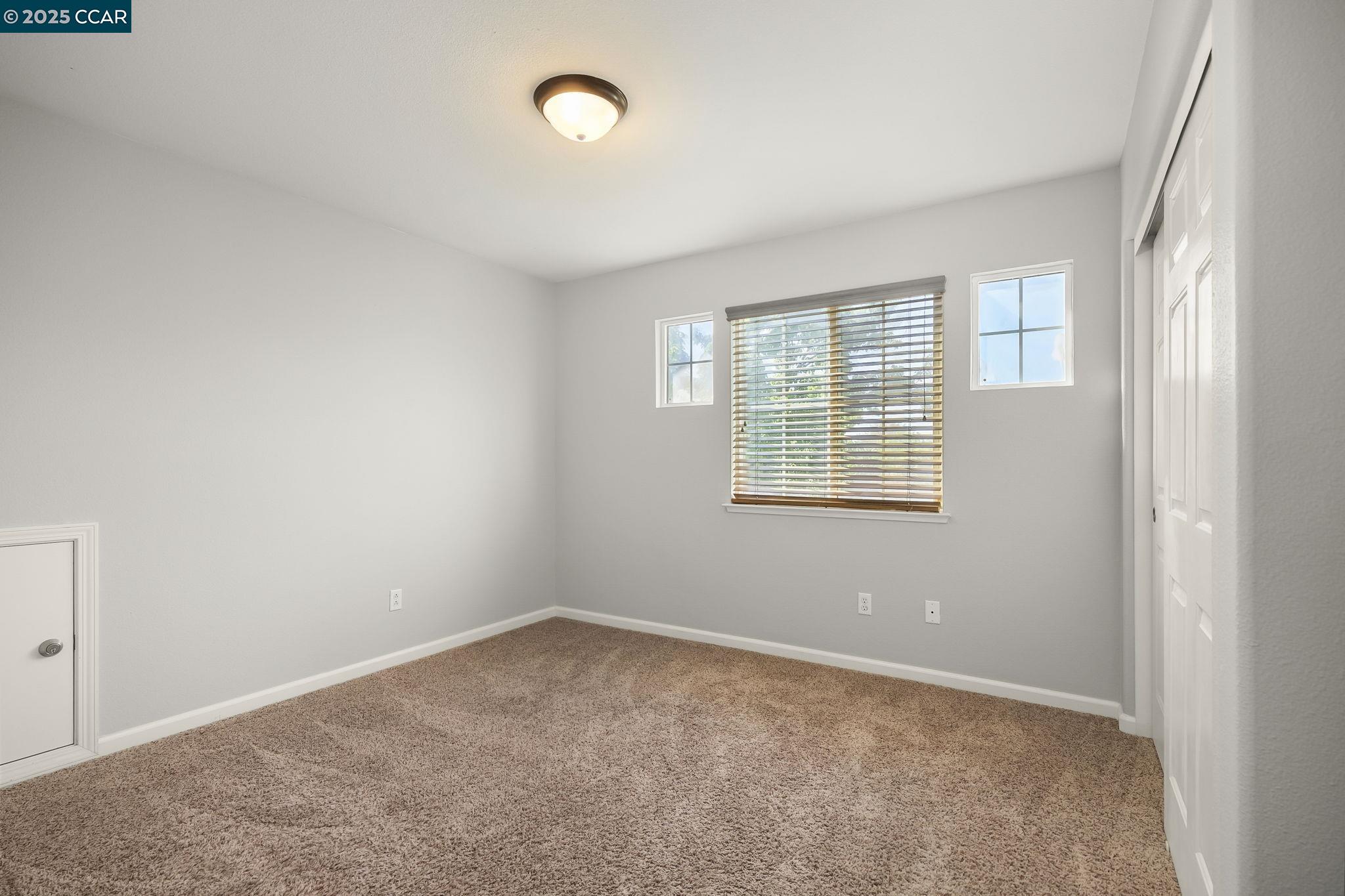 Detail Gallery Image 25 of 30 For 1775 Rose Gate Cmn, Livermore,  CA 94551 - 3 Beds | 2/1 Baths