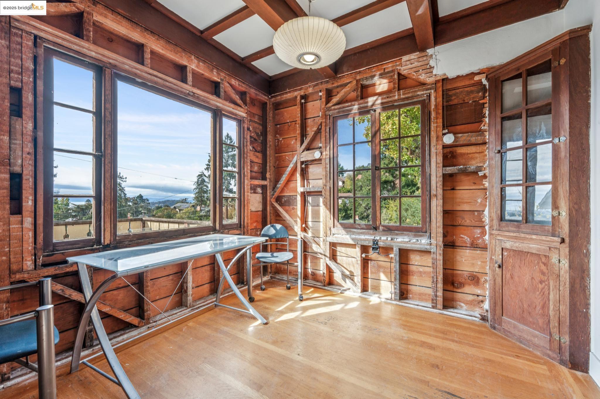 Detail Gallery Image 18 of 60 For 1444 Scenic Ave, Berkeley,  CA 94708 - 4 Beds | 2 Baths