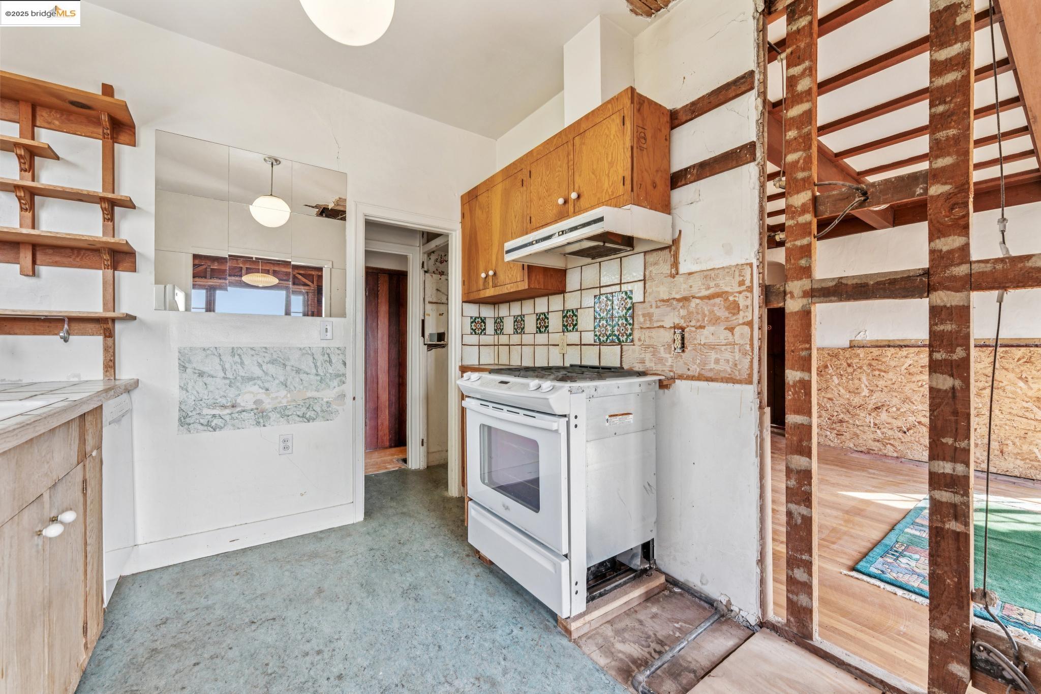 Detail Gallery Image 24 of 60 For 1444 Scenic Ave, Berkeley,  CA 94708 - 4 Beds | 2 Baths