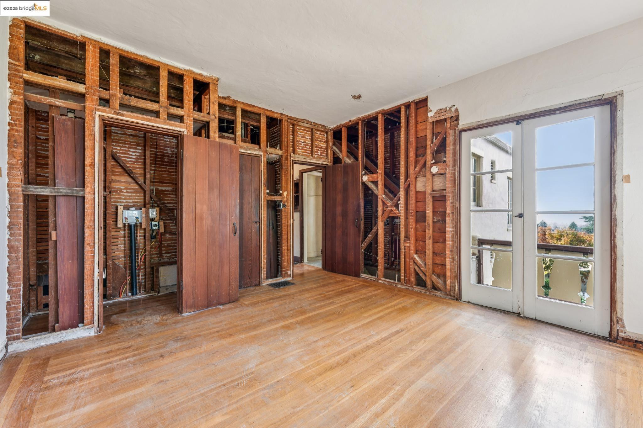 Detail Gallery Image 28 of 60 For 1444 Scenic Ave, Berkeley,  CA 94708 - 4 Beds | 2 Baths