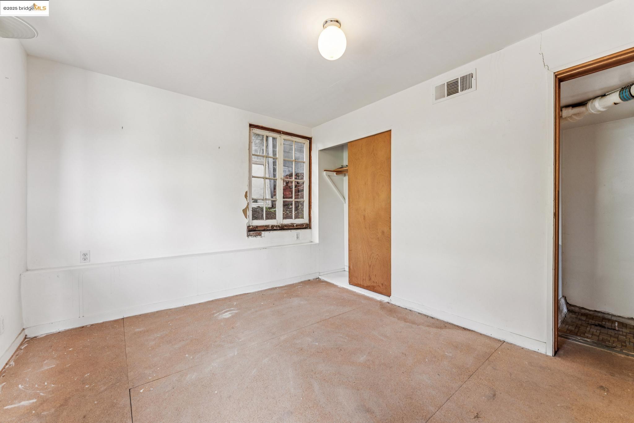 Detail Gallery Image 39 of 60 For 1444 Scenic Ave, Berkeley,  CA 94708 - 4 Beds | 2 Baths