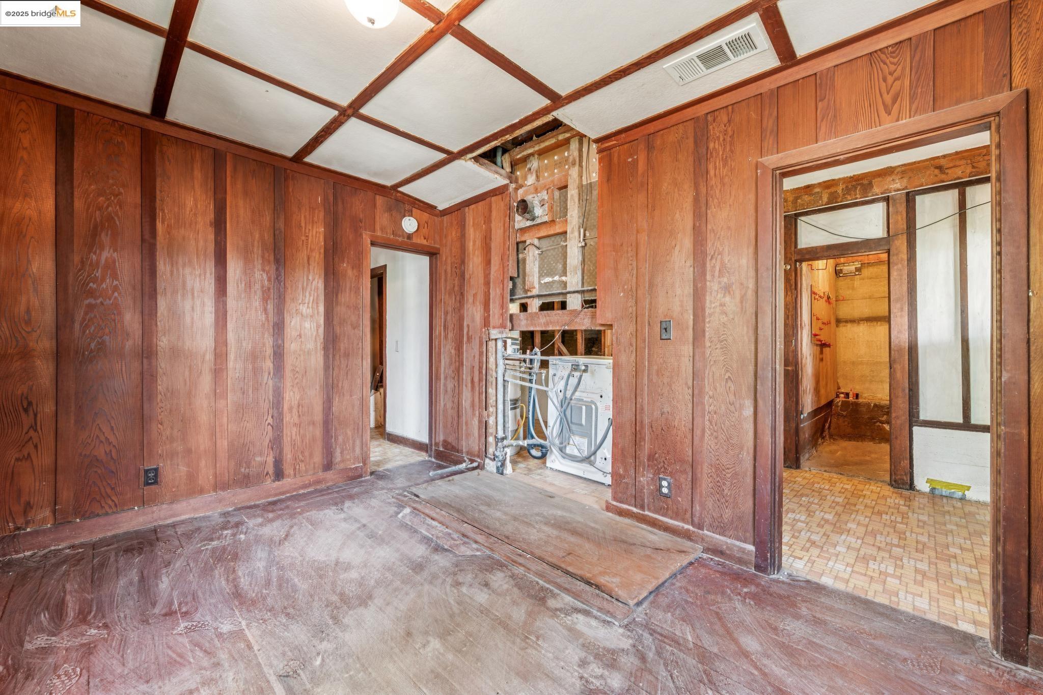 Detail Gallery Image 47 of 60 For 1444 Scenic Ave, Berkeley,  CA 94708 - 4 Beds | 2 Baths