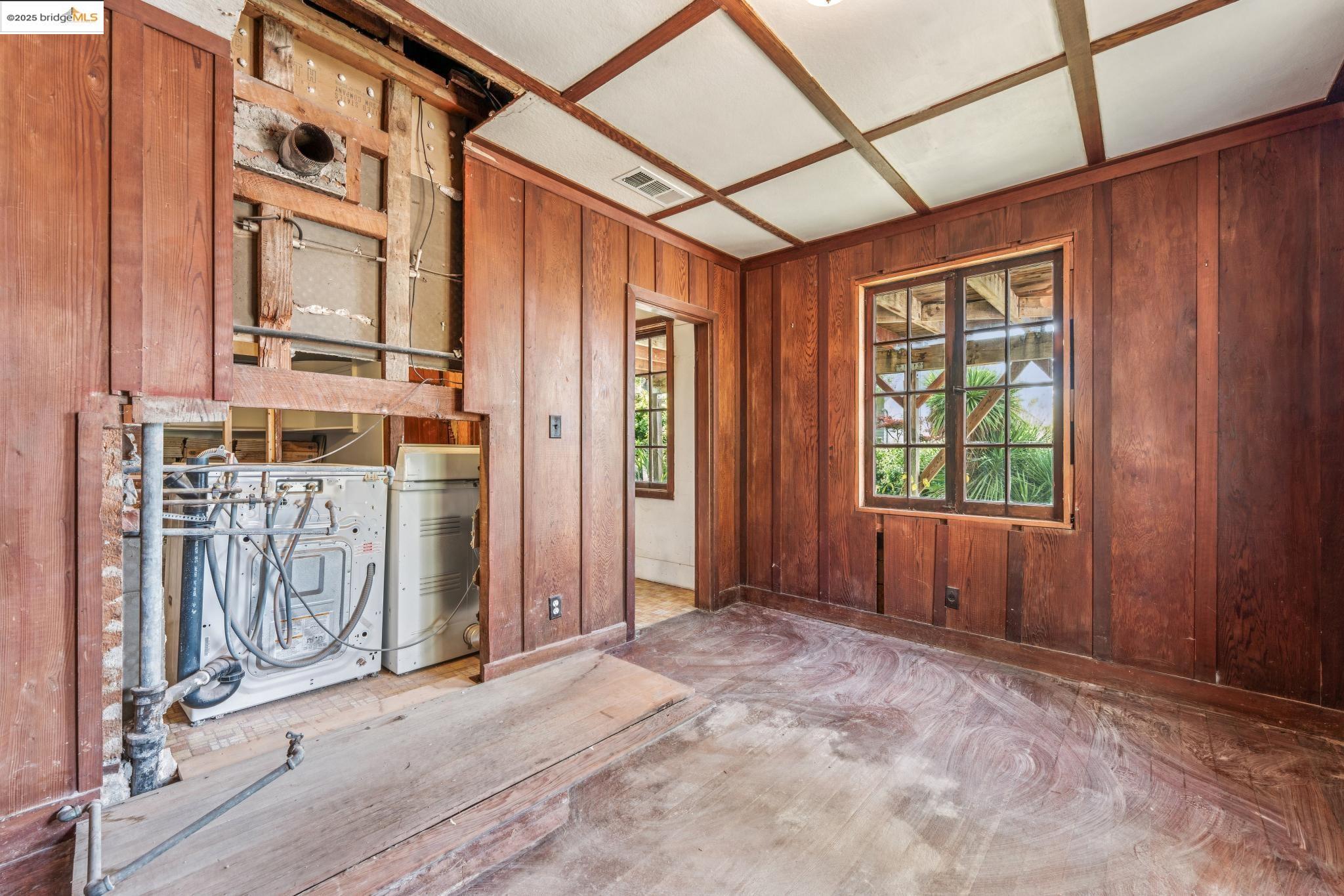 Detail Gallery Image 48 of 60 For 1444 Scenic Ave, Berkeley,  CA 94708 - 4 Beds | 2 Baths