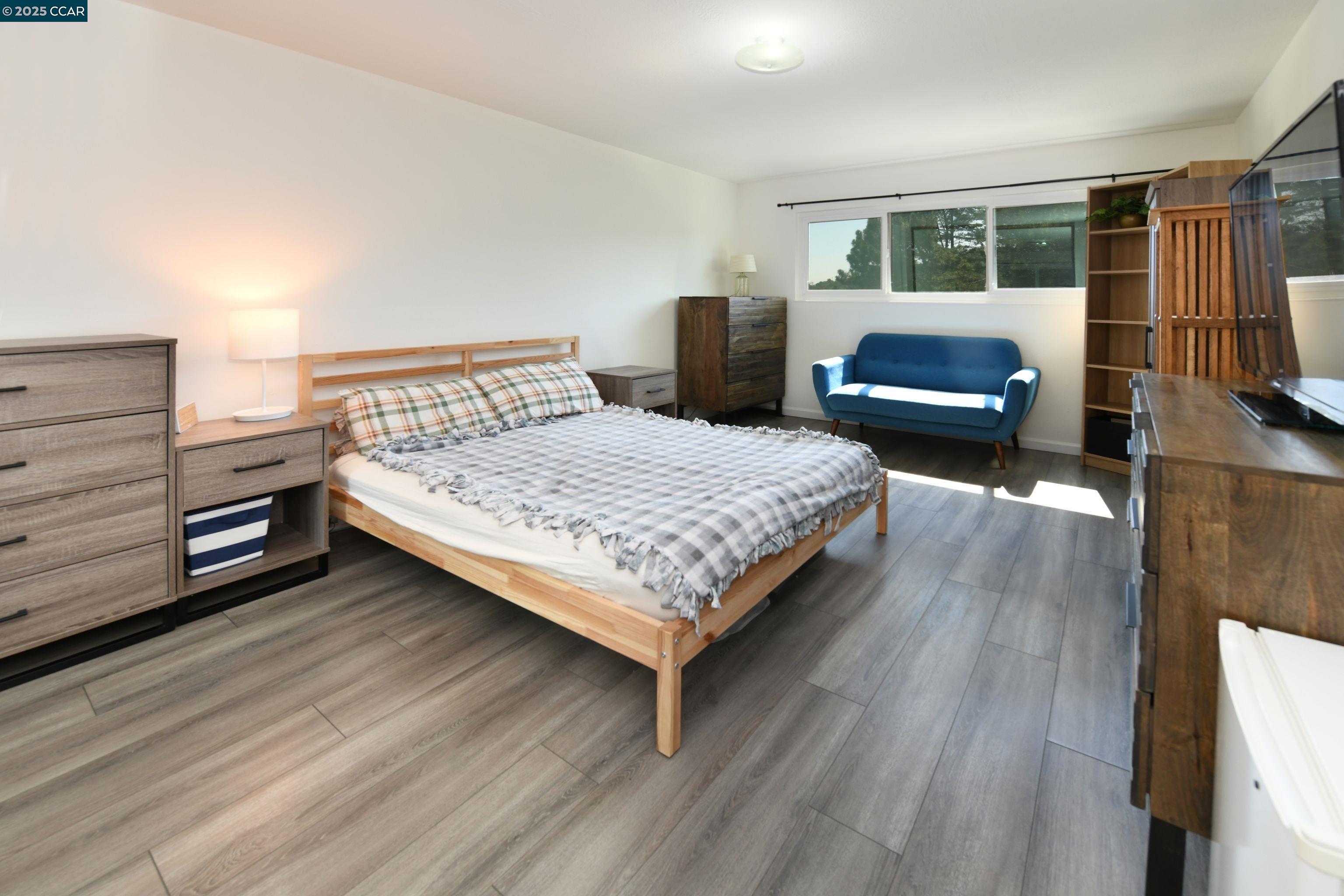 Photo #15: 41118574 Listing: Photo #15