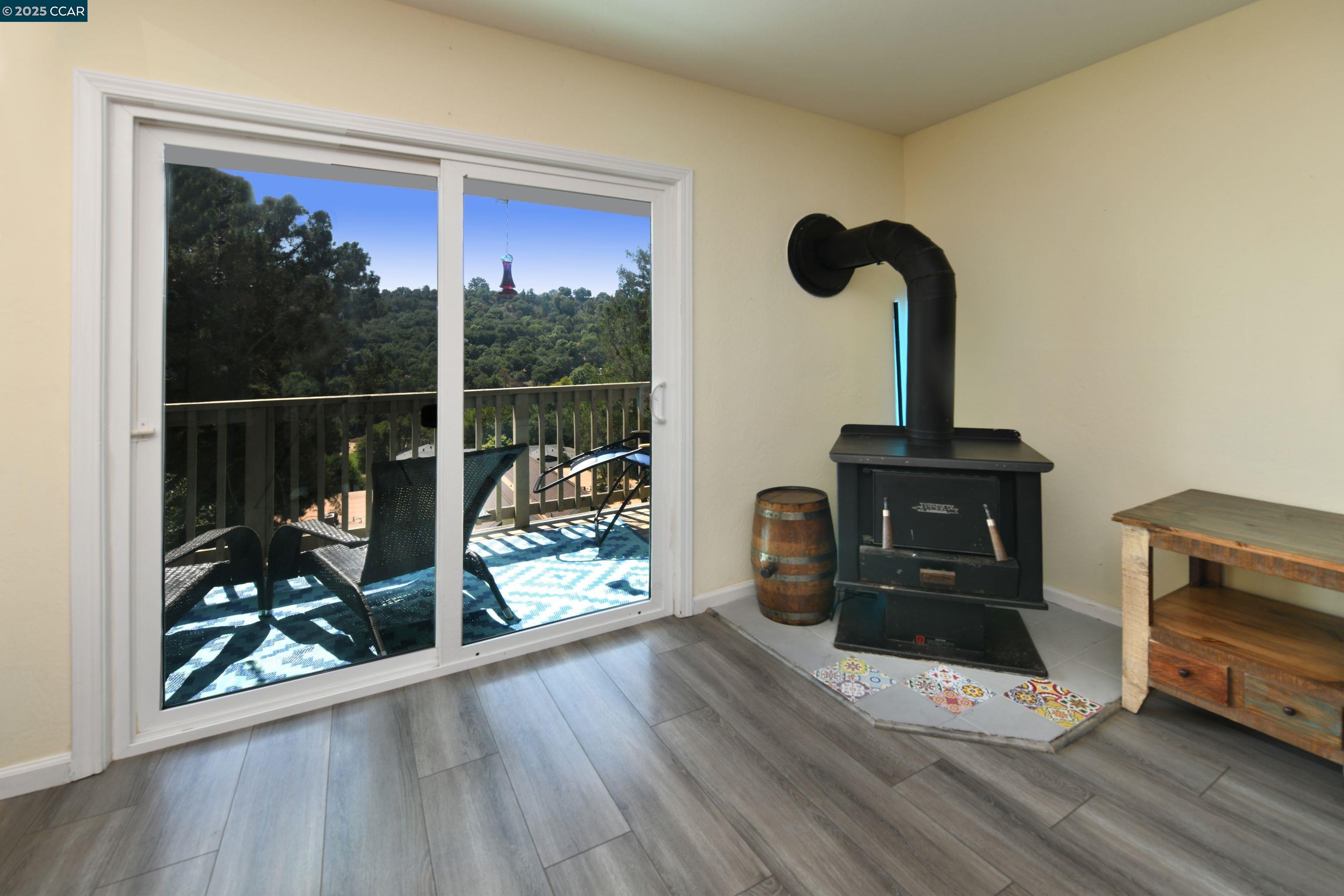 Photo #4: 41118574 Listing: Photo #4