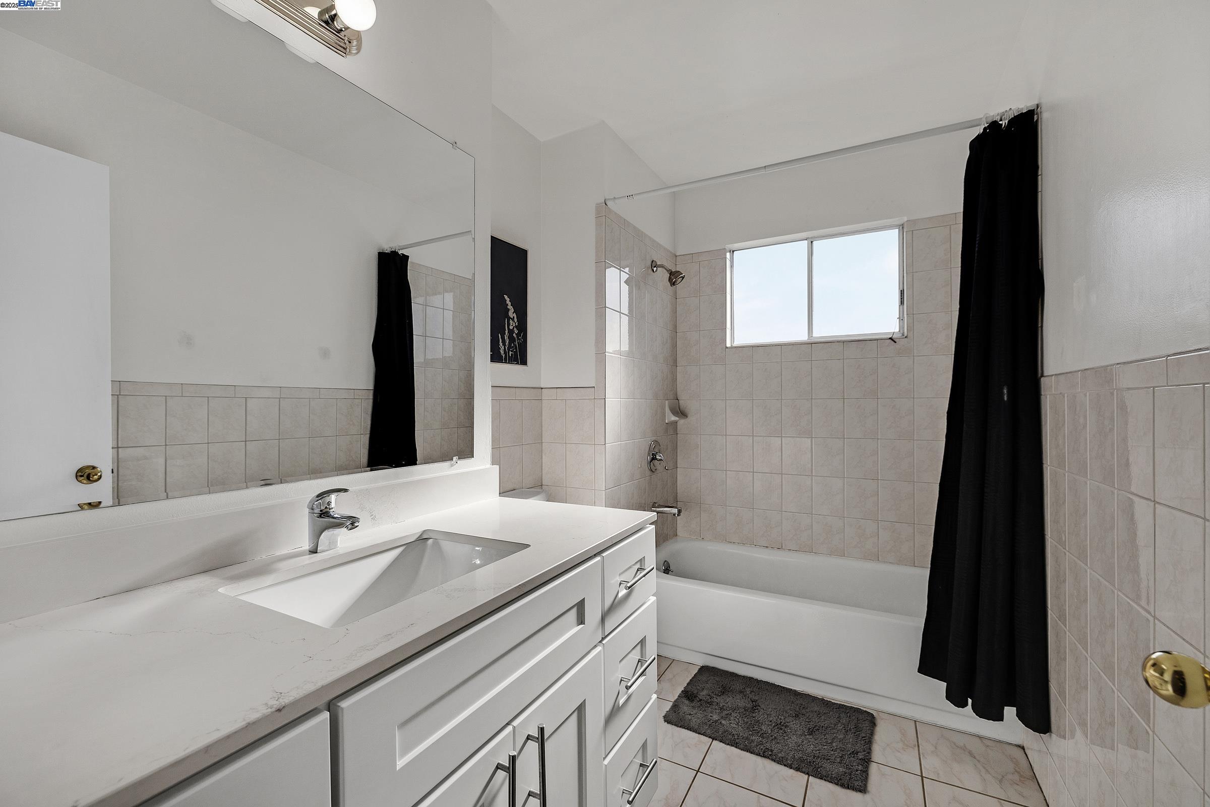 Detail Gallery Image 19 of 37 For 19464 Yuma St, Castro Valley,  CA 94546 - – Beds | – Baths