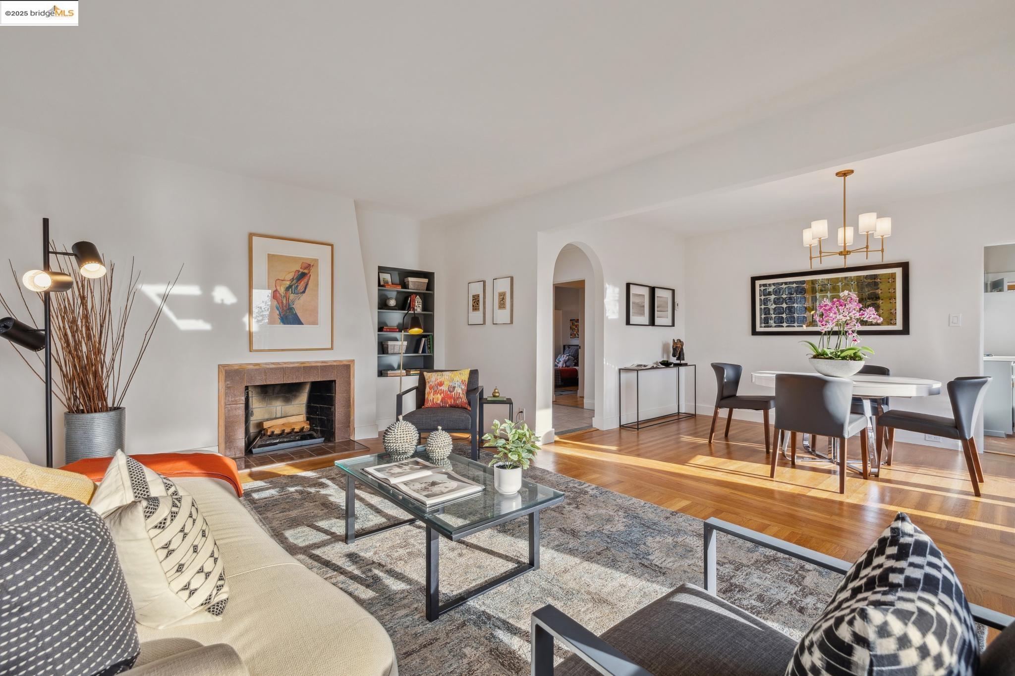 Detail Gallery Image 12 of 60 For 608 Colusa Ave, Berkeley,  CA 94707 - 2 Beds | 2 Baths