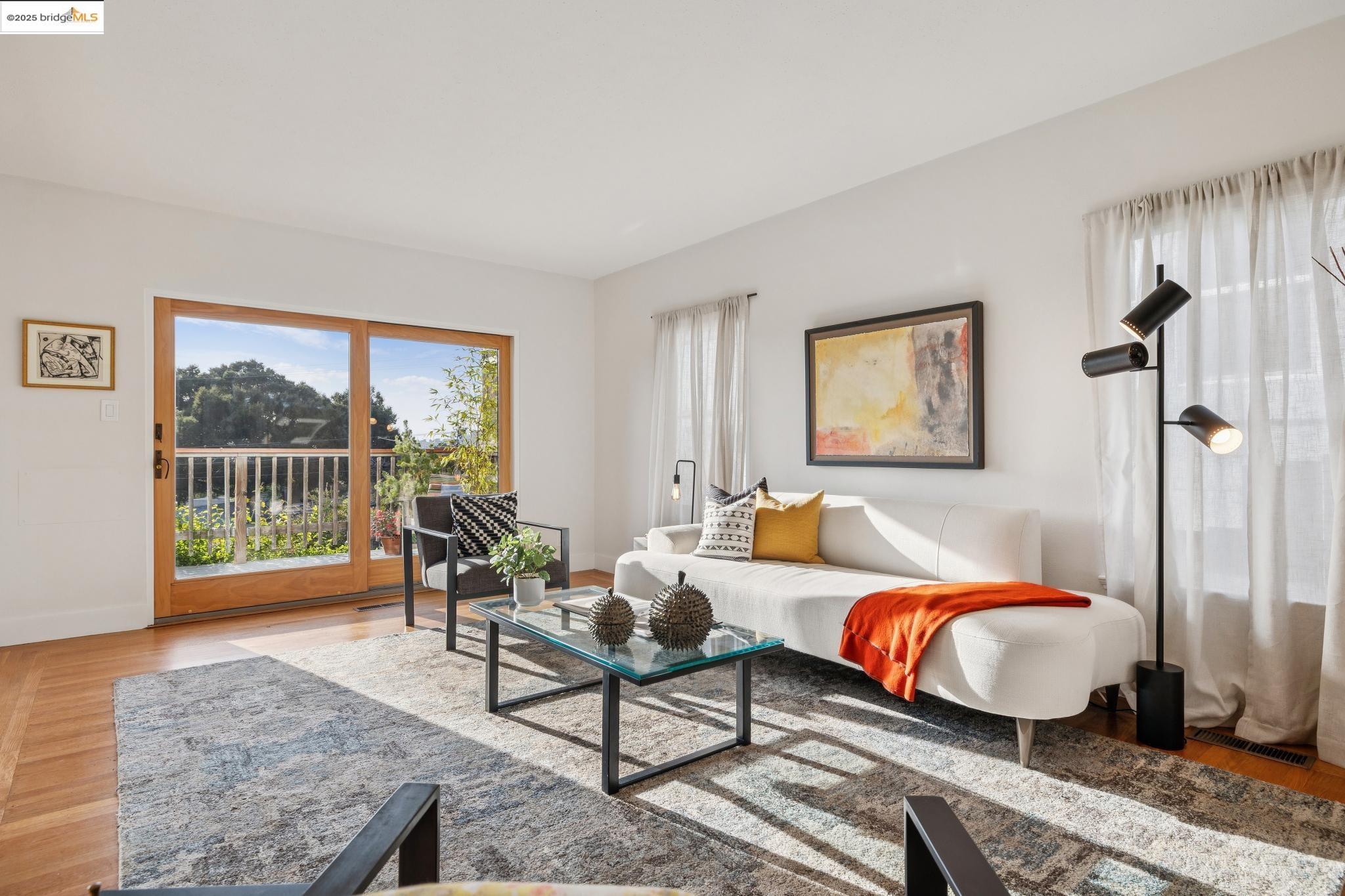 Detail Gallery Image 15 of 60 For 608 Colusa Ave, Berkeley,  CA 94707 - 2 Beds | 2 Baths