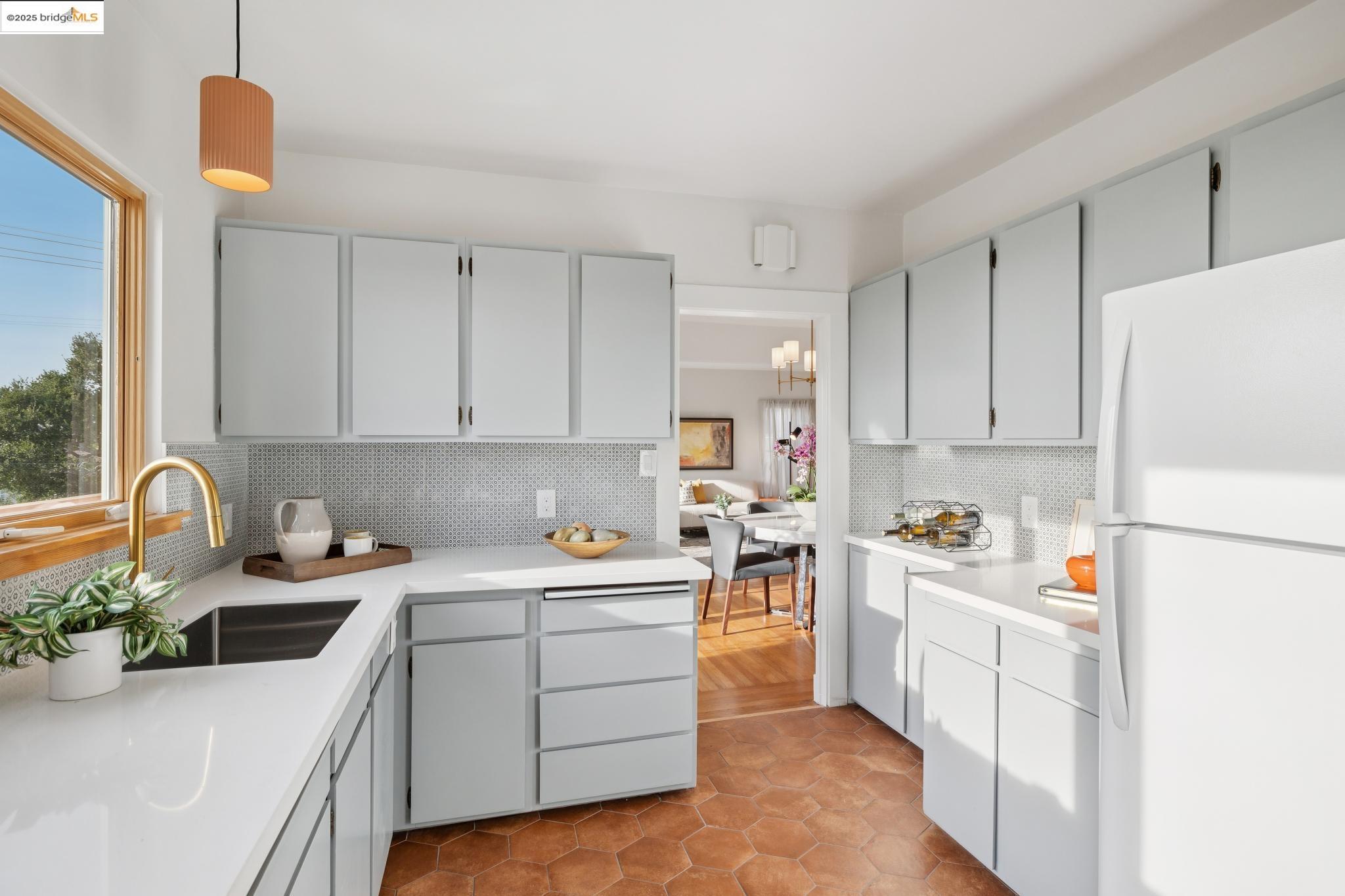 Detail Gallery Image 28 of 60 For 608 Colusa Ave, Berkeley,  CA 94707 - 2 Beds | 2 Baths