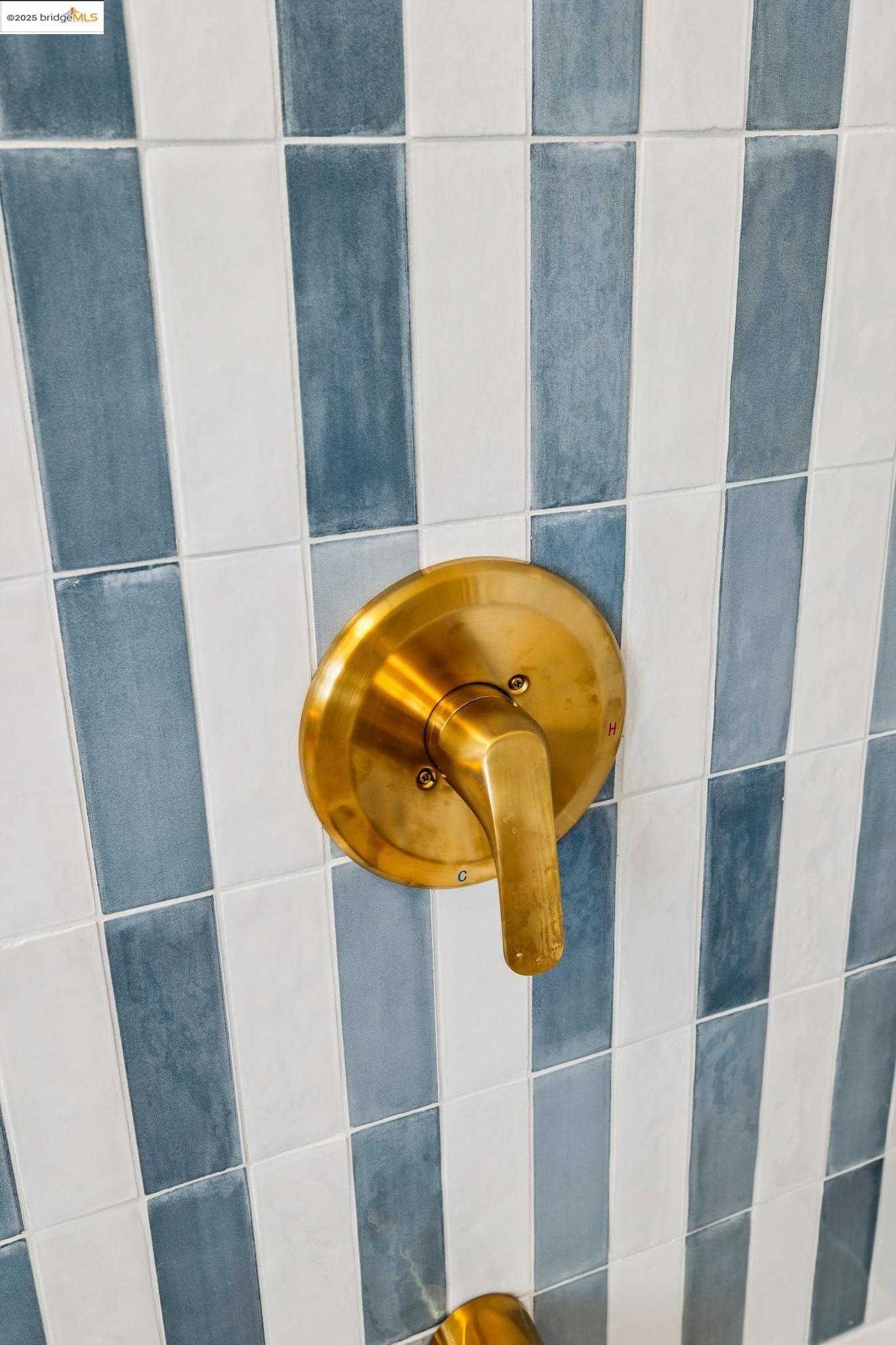 Detail Gallery Image 39 of 60 For 608 Colusa Ave, Berkeley,  CA 94707 - 2 Beds | 2 Baths