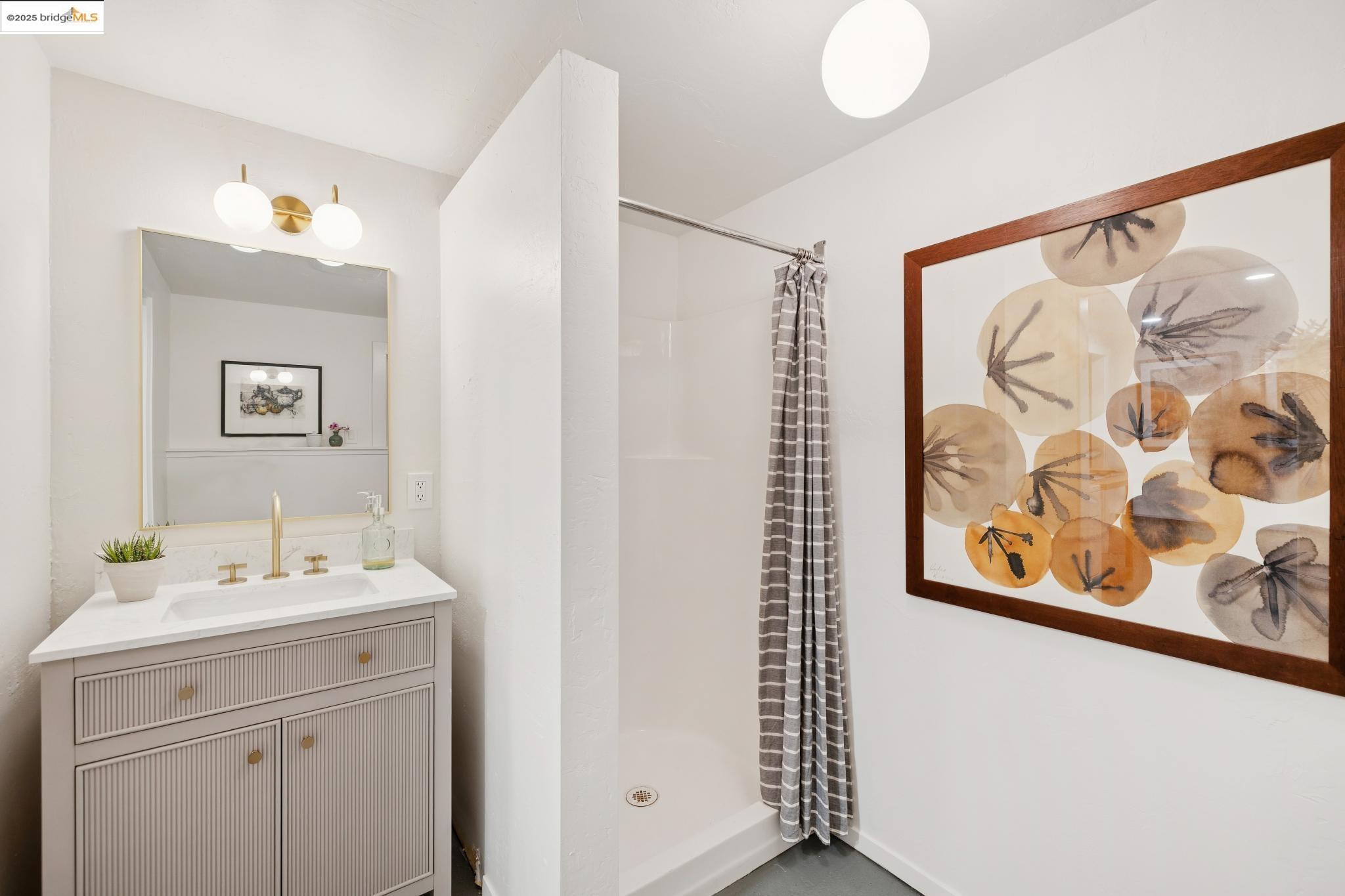 Detail Gallery Image 46 of 60 For 608 Colusa Ave, Berkeley,  CA 94707 - 2 Beds | 2 Baths