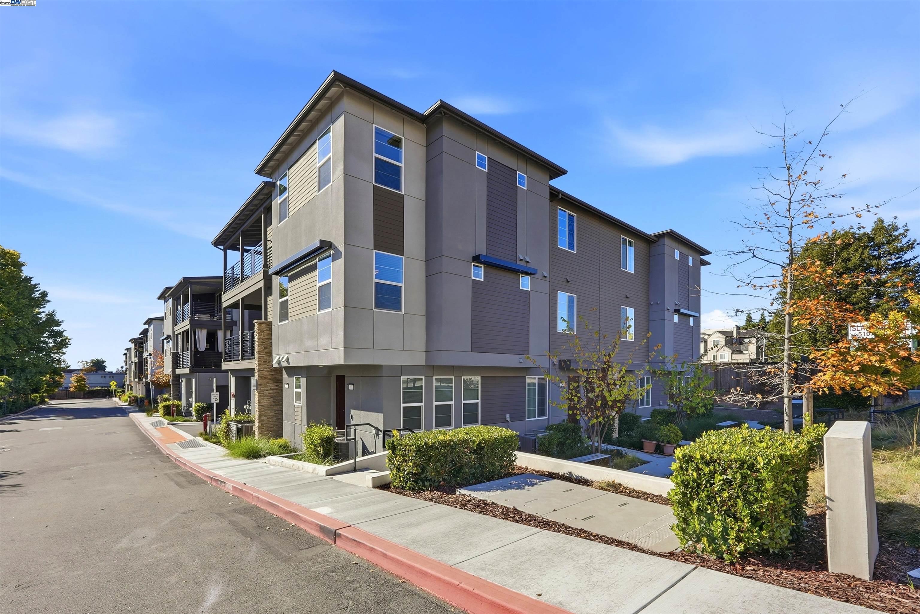 Photo #16: 41118582 Listing: Photo #16