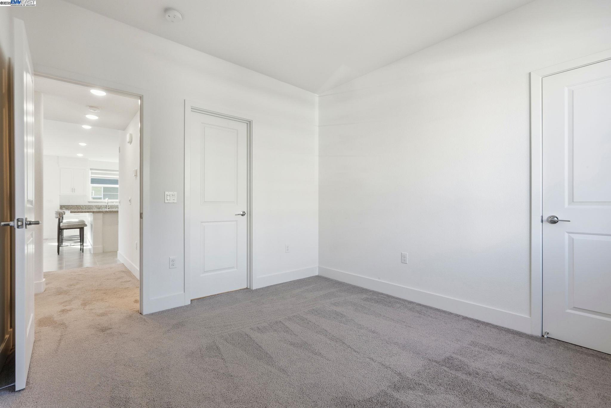 Detail Gallery Image 19 of 39 For 498 Trace Lane, Hayward,  CA 94544-56 - 2 Beds | 2 Baths