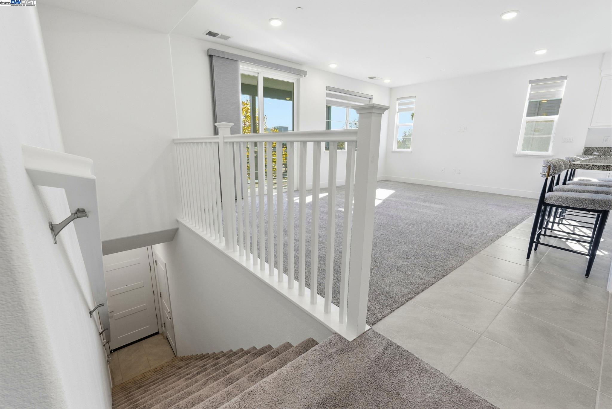 Detail Gallery Image 25 of 39 For 498 Trace Lane, Hayward,  CA 94544-56 - 2 Beds | 2 Baths