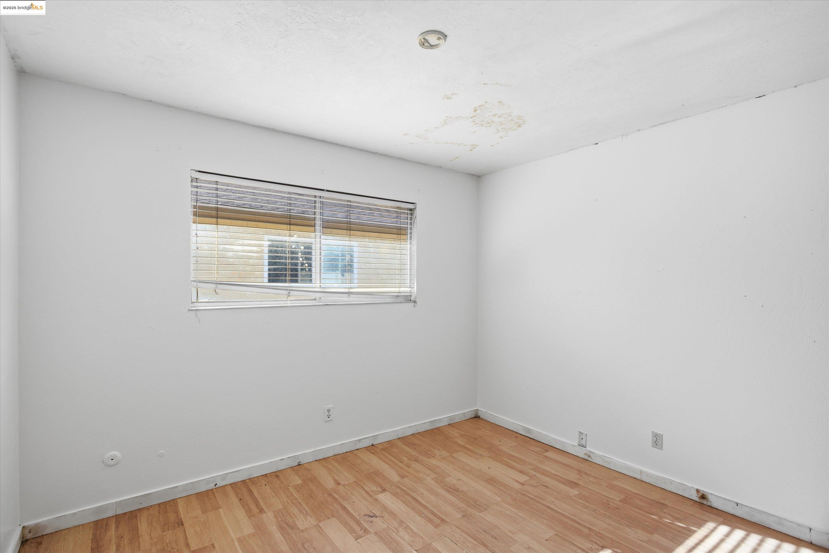 Photo #11: 41118584 Listing: Photo #11