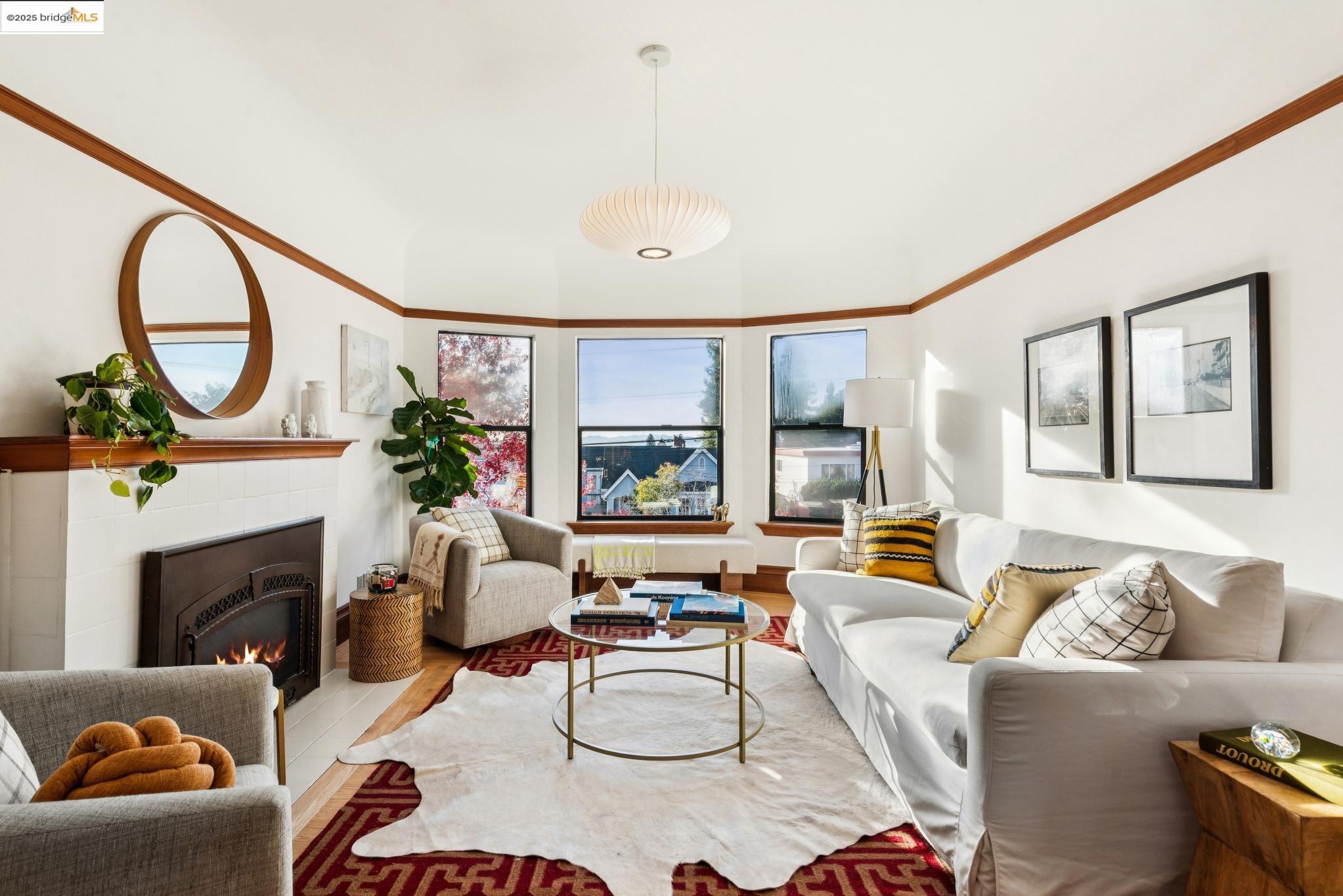 Detail Gallery Image 3 of 60 For 1521 Josephine St, Berkeley,  CA 94703 - – Beds | – Baths