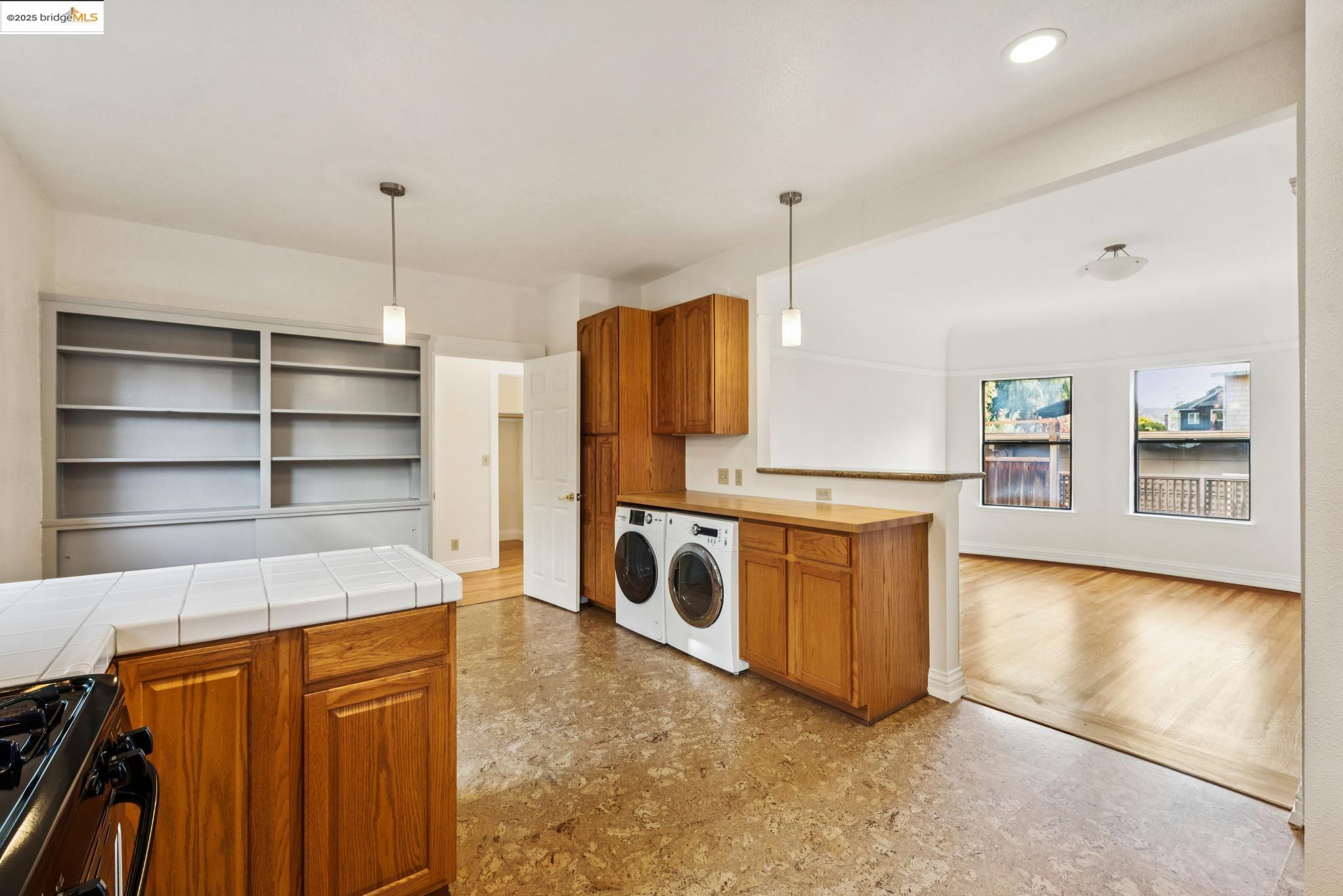 Detail Gallery Image 32 of 60 For 1521 Josephine St, Berkeley,  CA 94703 - – Beds | – Baths