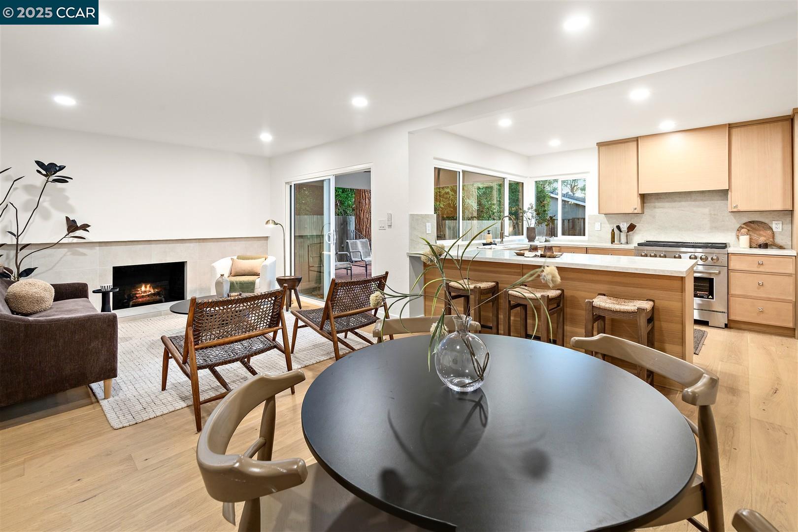 Detail Gallery Image 18 of 60 For 2175 Lariat Lane, Walnut Creek,  CA 94596 - 5 Beds | 3/1 Baths