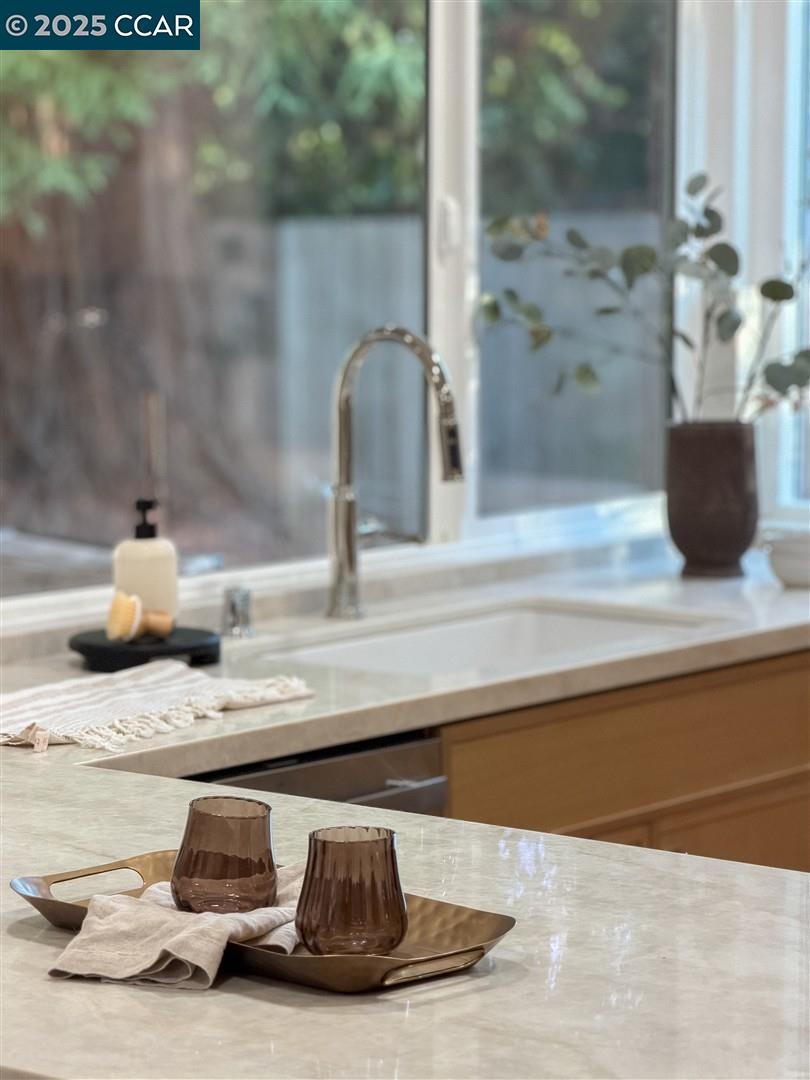 Detail Gallery Image 24 of 60 For 2175 Lariat Lane, Walnut Creek,  CA 94596 - 5 Beds | 3/1 Baths