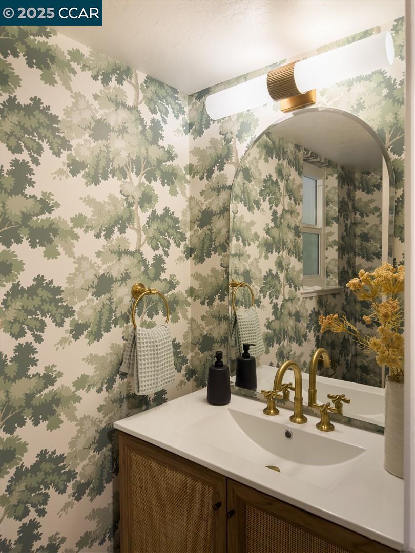 Detail Gallery Image 27 of 60 For 2175 Lariat Lane, Walnut Creek,  CA 94596 - 5 Beds | 3/1 Baths