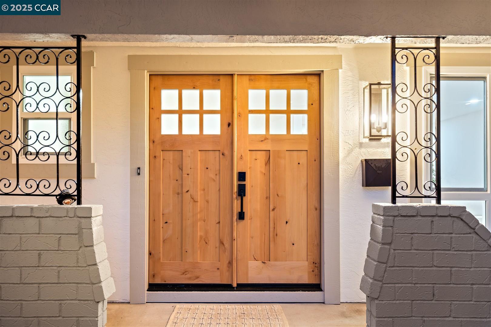 Detail Gallery Image 4 of 60 For 2175 Lariat Lane, Walnut Creek,  CA 94596 - 5 Beds | 3/1 Baths