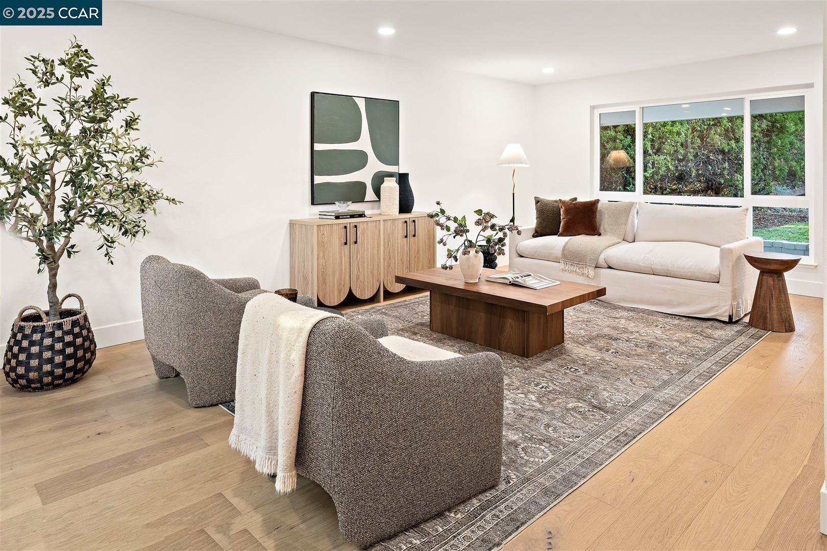 Detail Gallery Image 10 of 60 For 2175 Lariat Lane, Walnut Creek,  CA 94596 - 5 Beds | 3/1 Baths