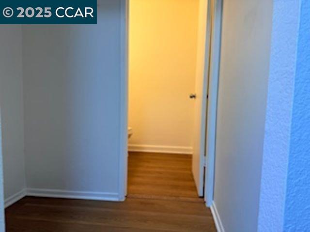 Detail Gallery Image 11 of 22 For 10 Tarn Ct, Hercules,  CA 94547 - 3 Beds | 2/1 Baths