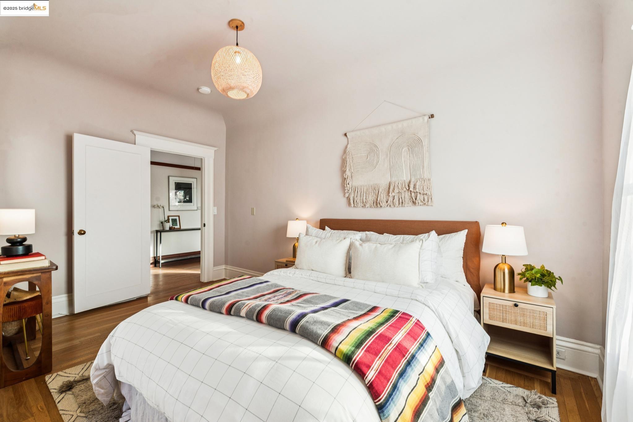 Detail Gallery Image 19 of 60 For 1521 Josephine St, Berkeley,  CA 94703 - 4 Beds | 6 Baths