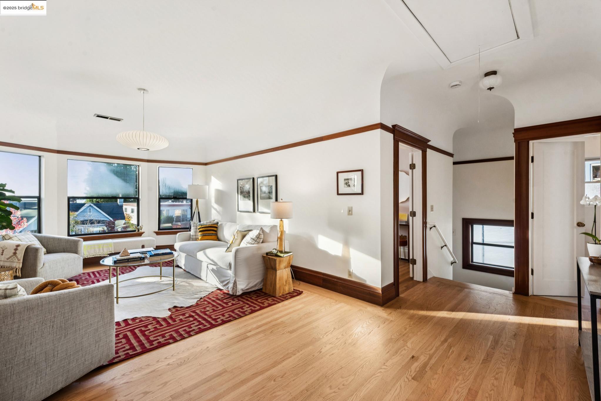 Detail Gallery Image 3 of 60 For 1521 Josephine St, Berkeley,  CA 94703 - 4 Beds | 6 Baths